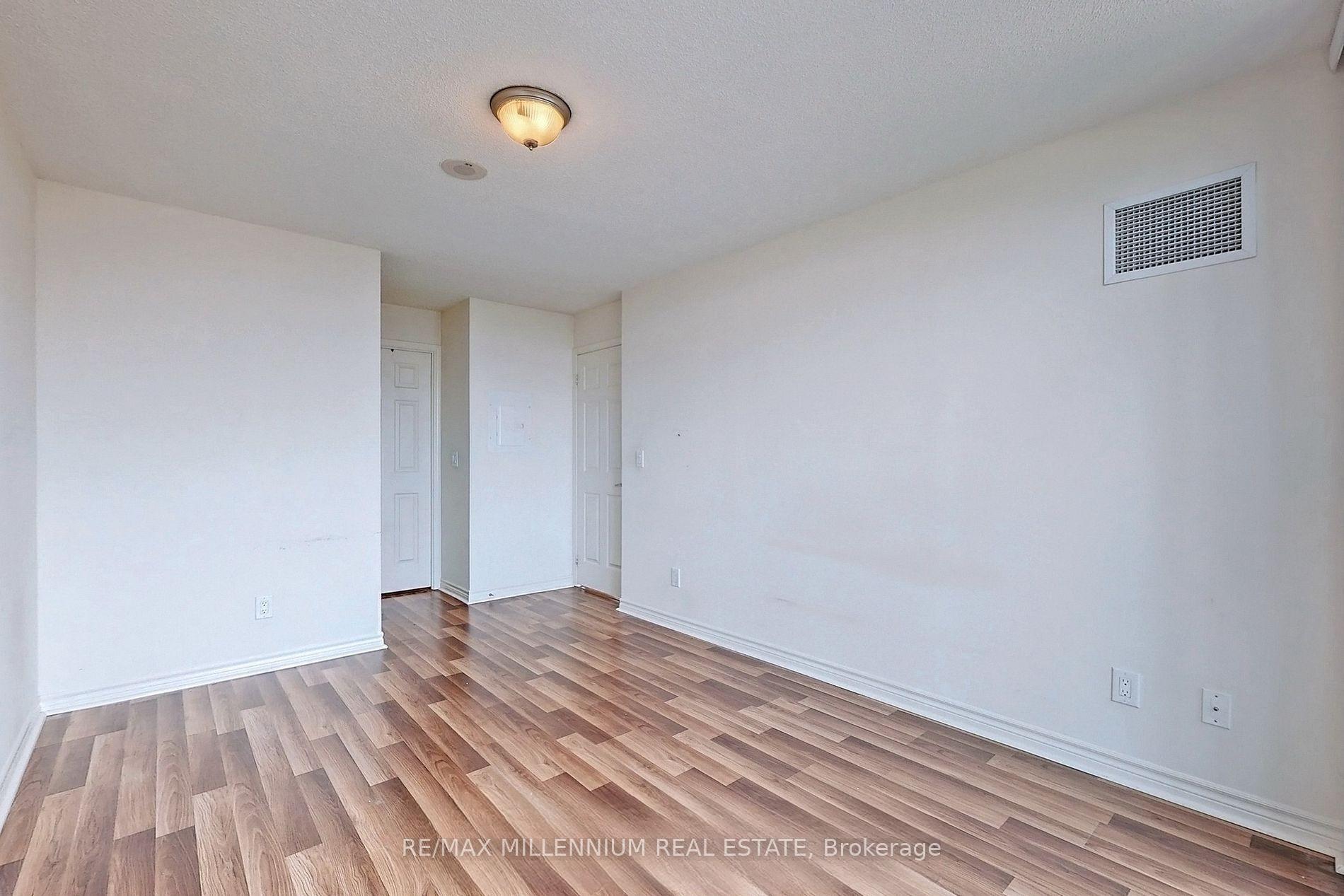 Photo 25 of Unit 1508, 25 Lower Simcoe Street, Toronto, Waterfront Communities — HOMEH