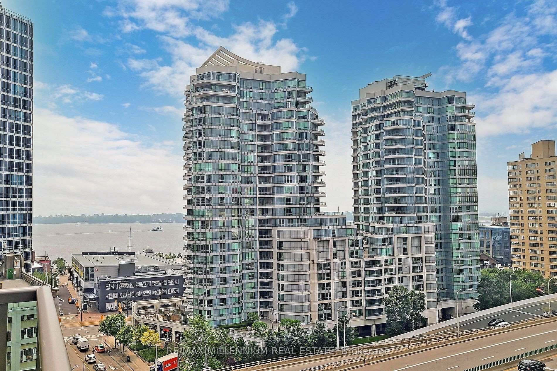 Photo 32 of Unit 1508, 25 Lower Simcoe Street, Toronto, Waterfront Communities — HOMEH