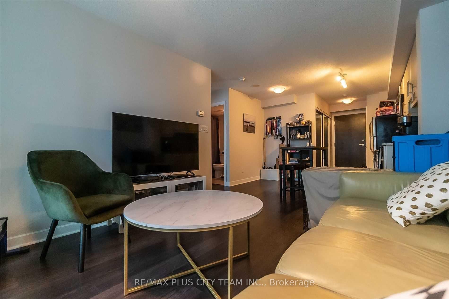 Photo 4 of Unit 602, 33 Bay Street, Toronto, Waterfront Communities — HOMEH