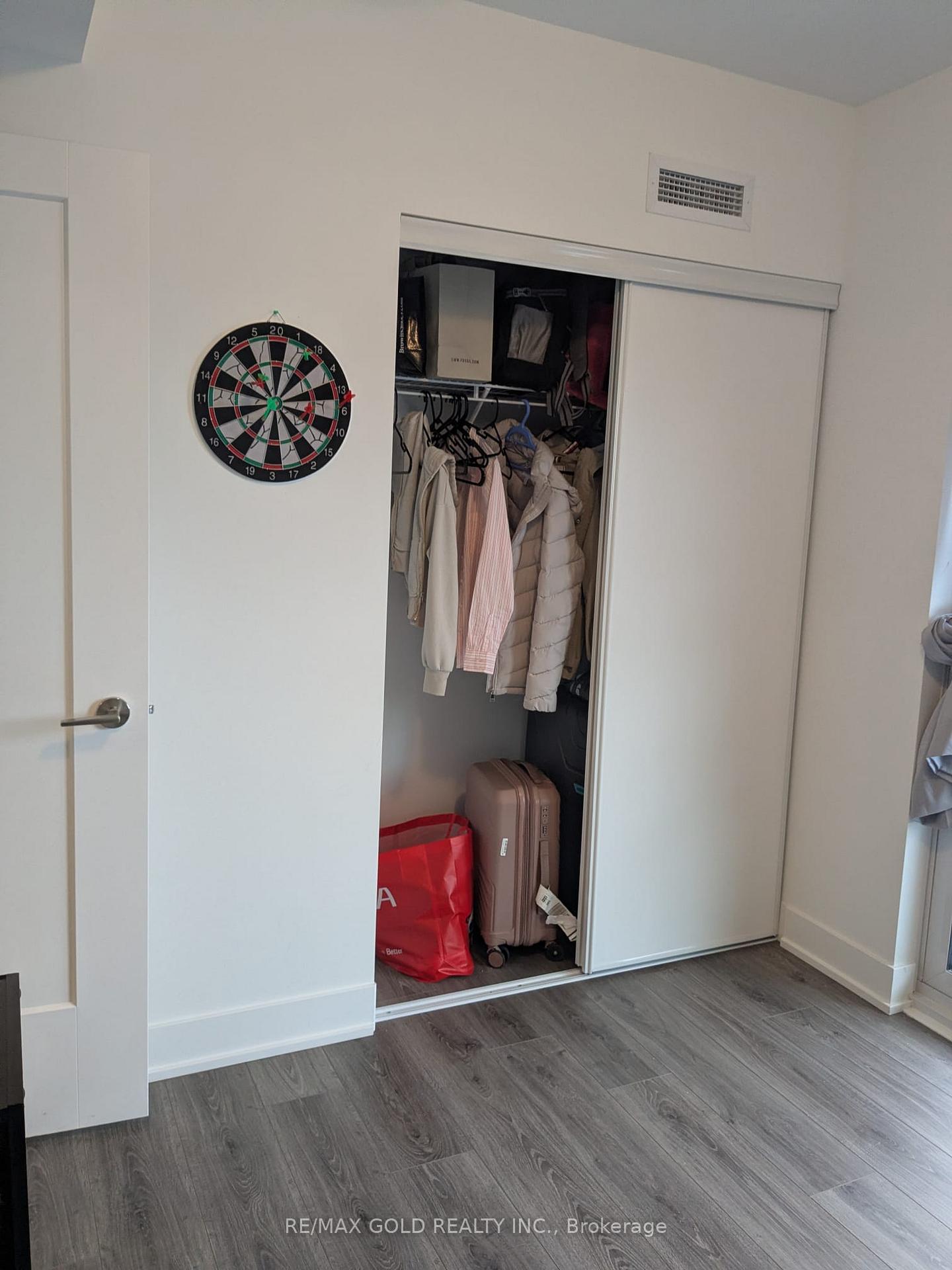 Photo 4 of Unit 37, 2545 Simcoe Street N, Oshawa, Windfields — HOMEH
