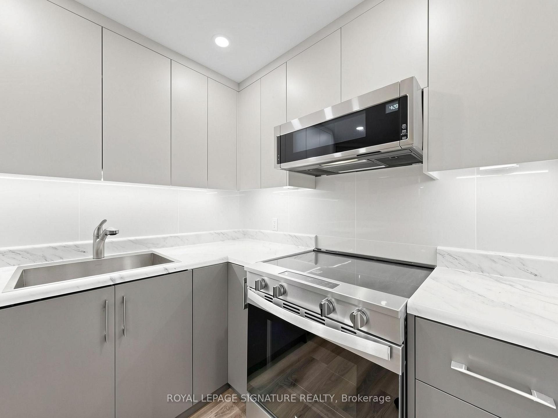 Photo 10 of Unit Lower, 75 Brunswick Avenue, Toronto, University — HOMEH