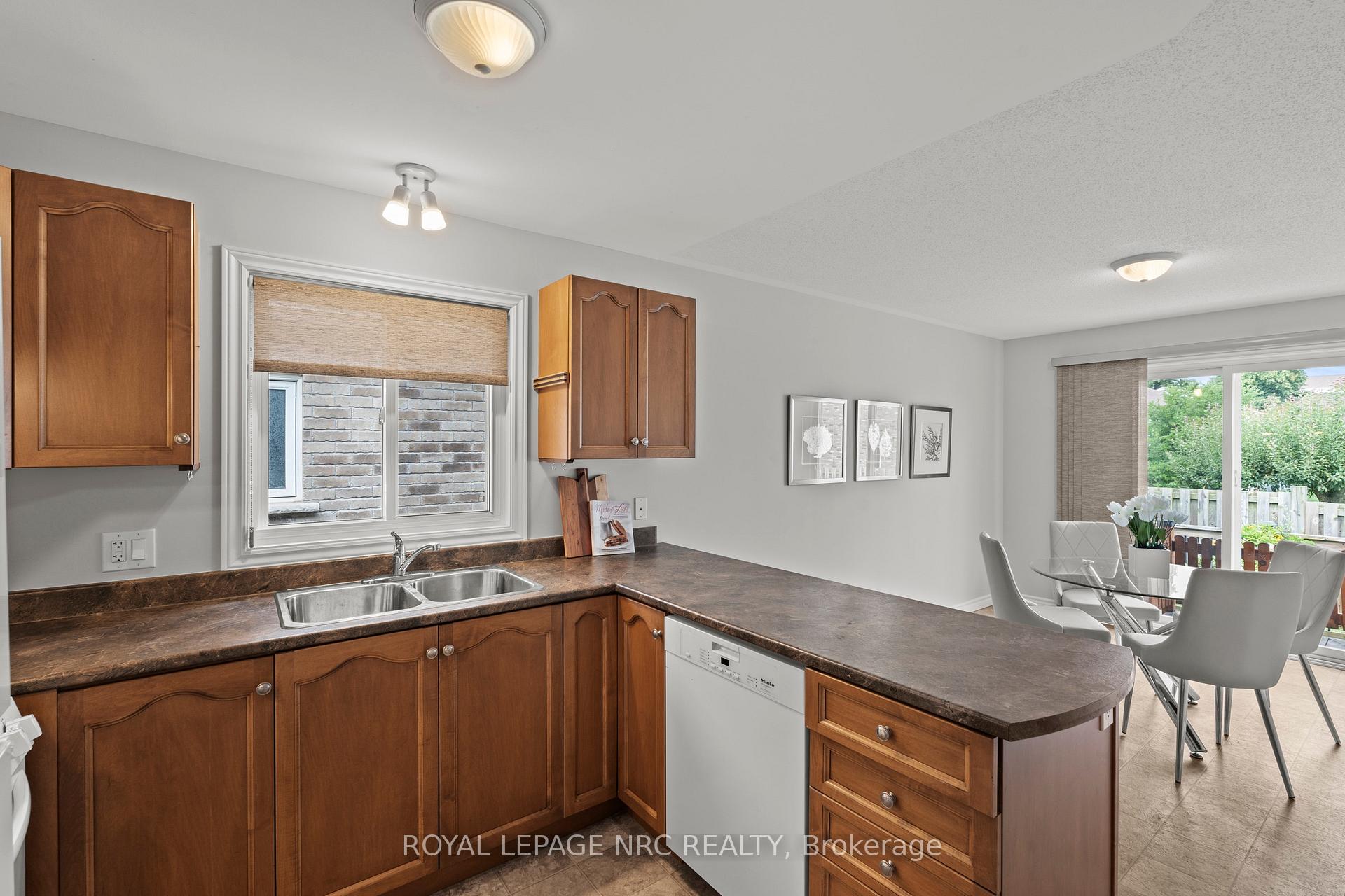 Photo 10 of 3988 Sunset Lane, Lincoln, Lincoln-Jordan/Vineland — HOMEH