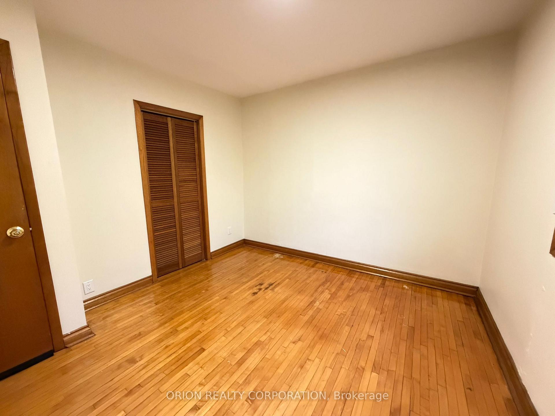 Photo 27 of 3 Romar Crescent, North York, Yorkdale-Glen Park — HOMEH