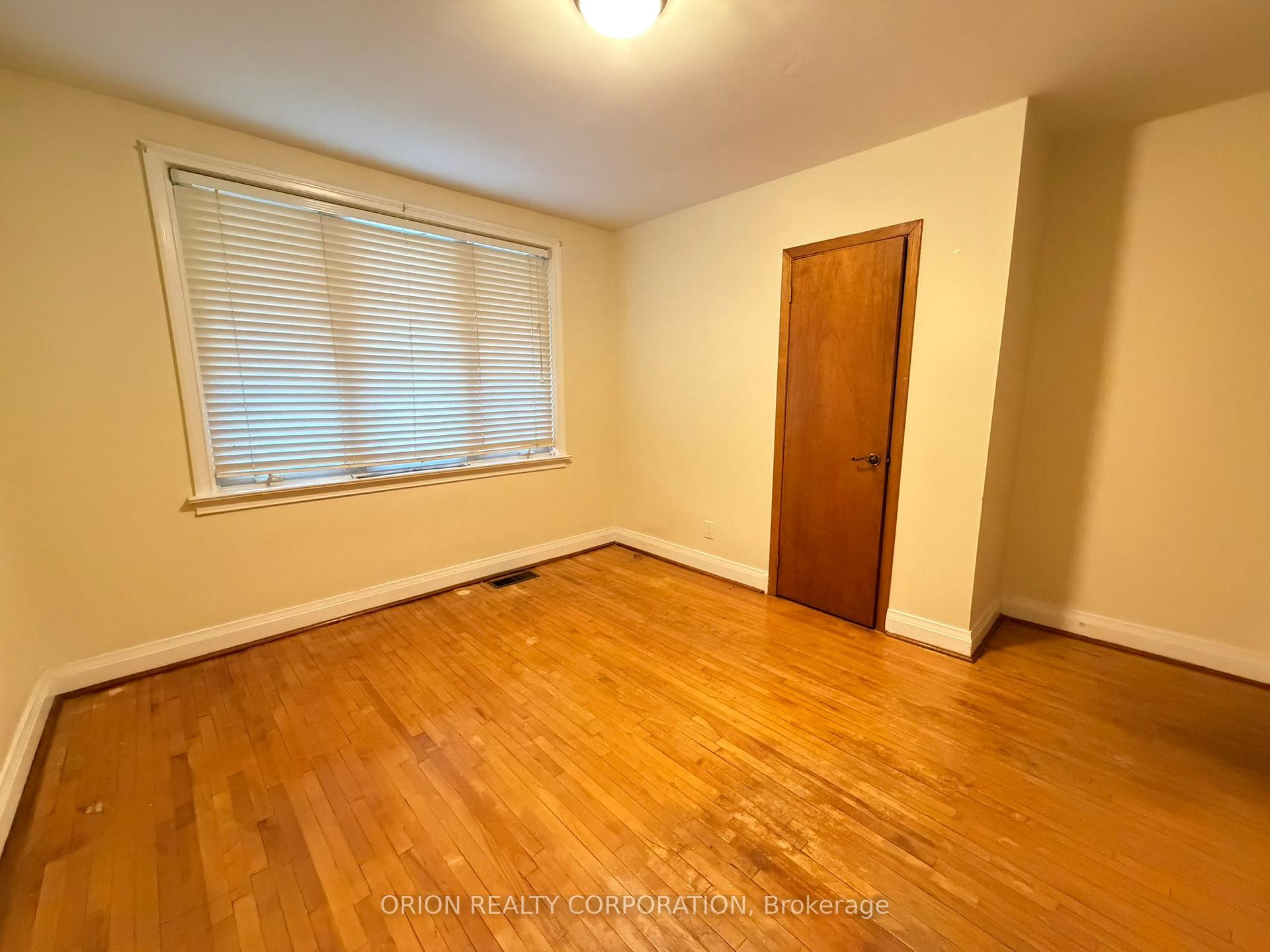 Photo 31 of 3 Romar Crescent, North York, Yorkdale-Glen Park — HOMEH