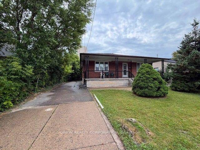 Photo 3 of 3 Romar Crescent, North York, Yorkdale-Glen Park — HOMEH