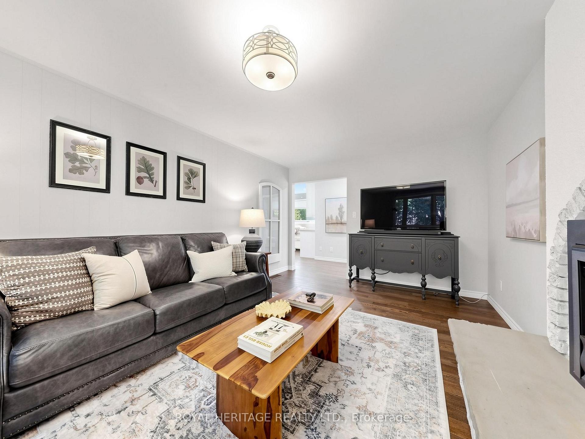 Photo 18 of 1015 Lavender Court, Oshawa, Centennial — HOMEH