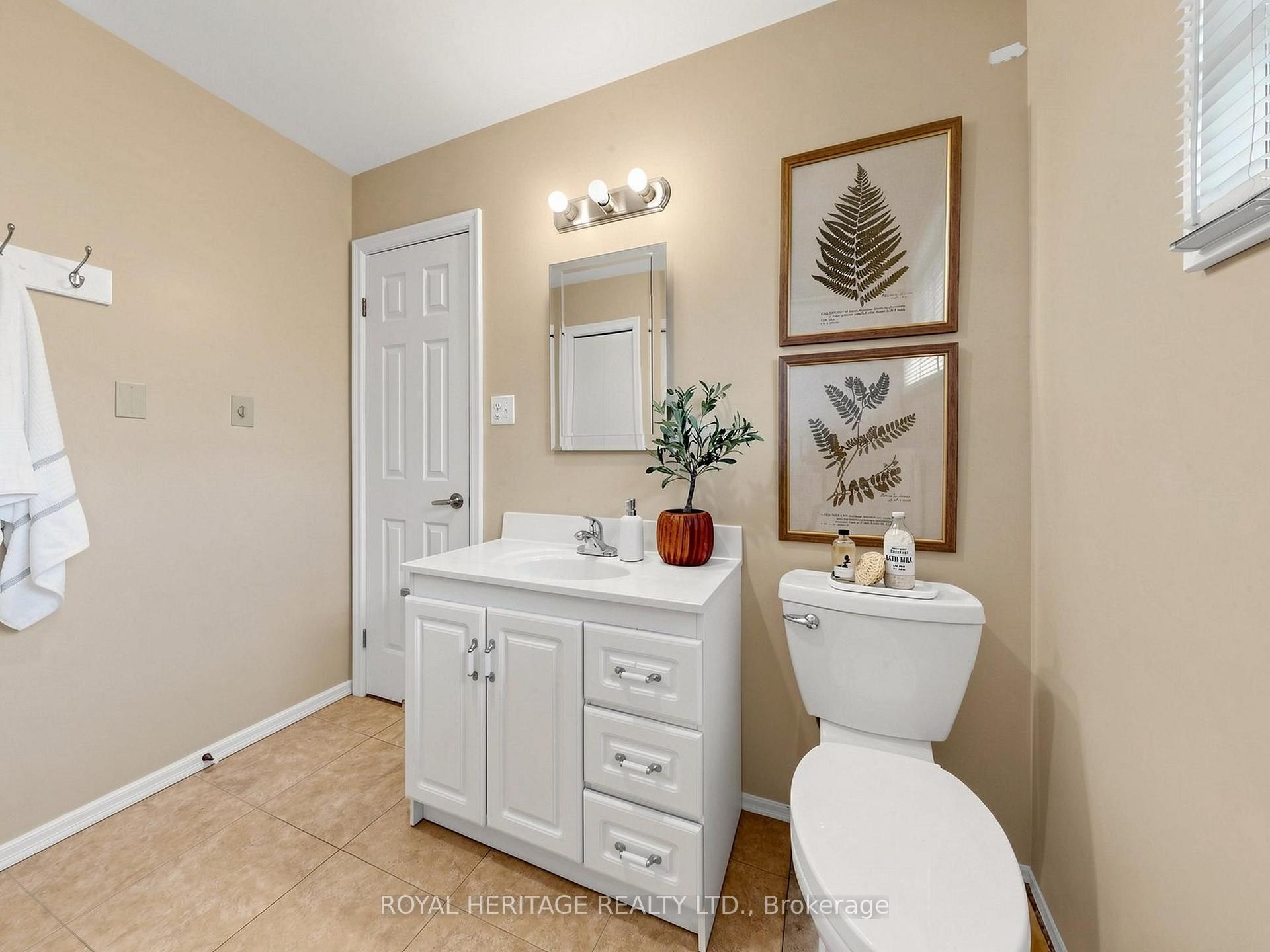Photo 26 of 1015 Lavender Court, Oshawa, Centennial — HOMEH