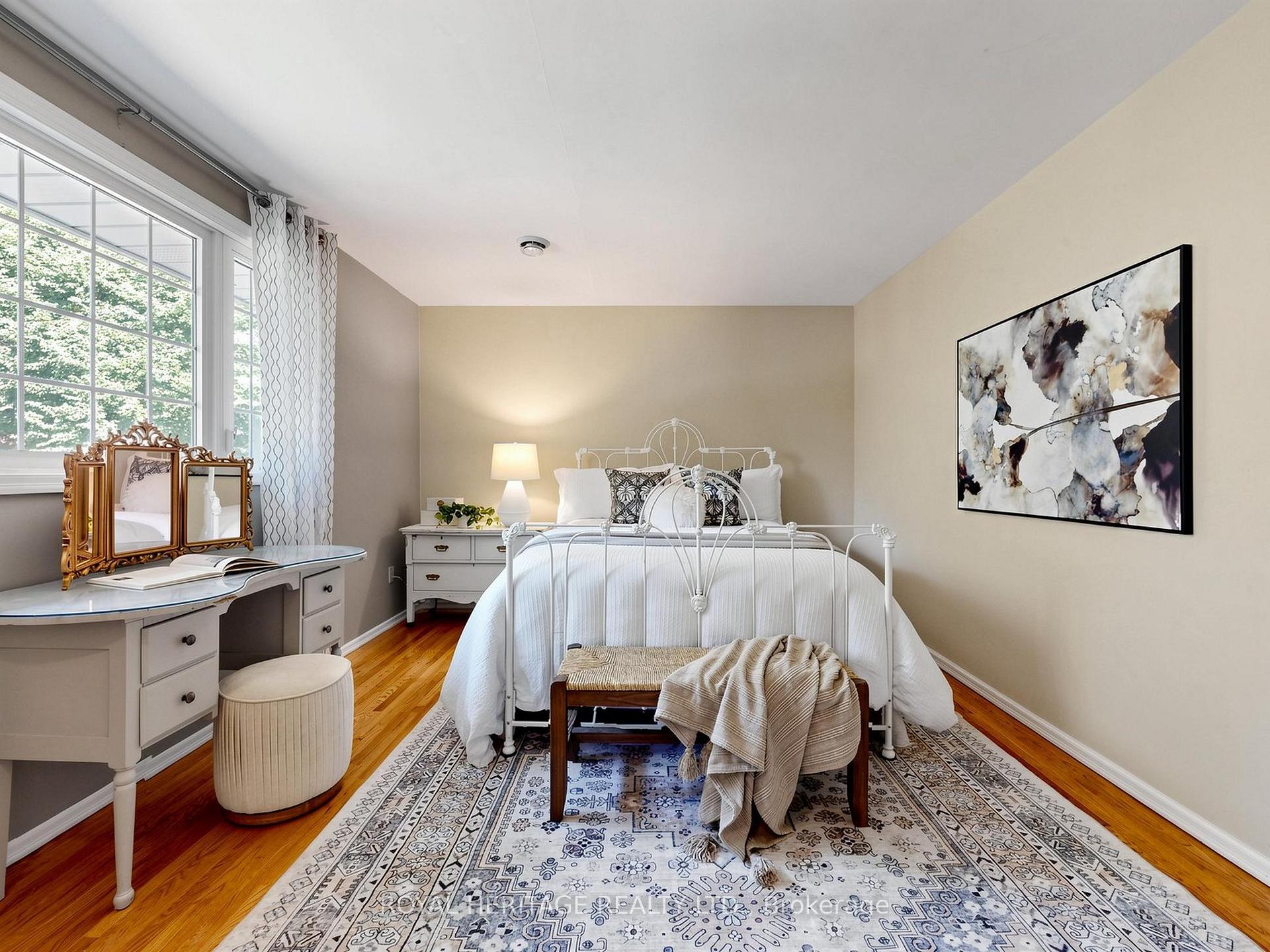 Photo 28 of 1015 Lavender Court, Oshawa, Centennial — HOMEH