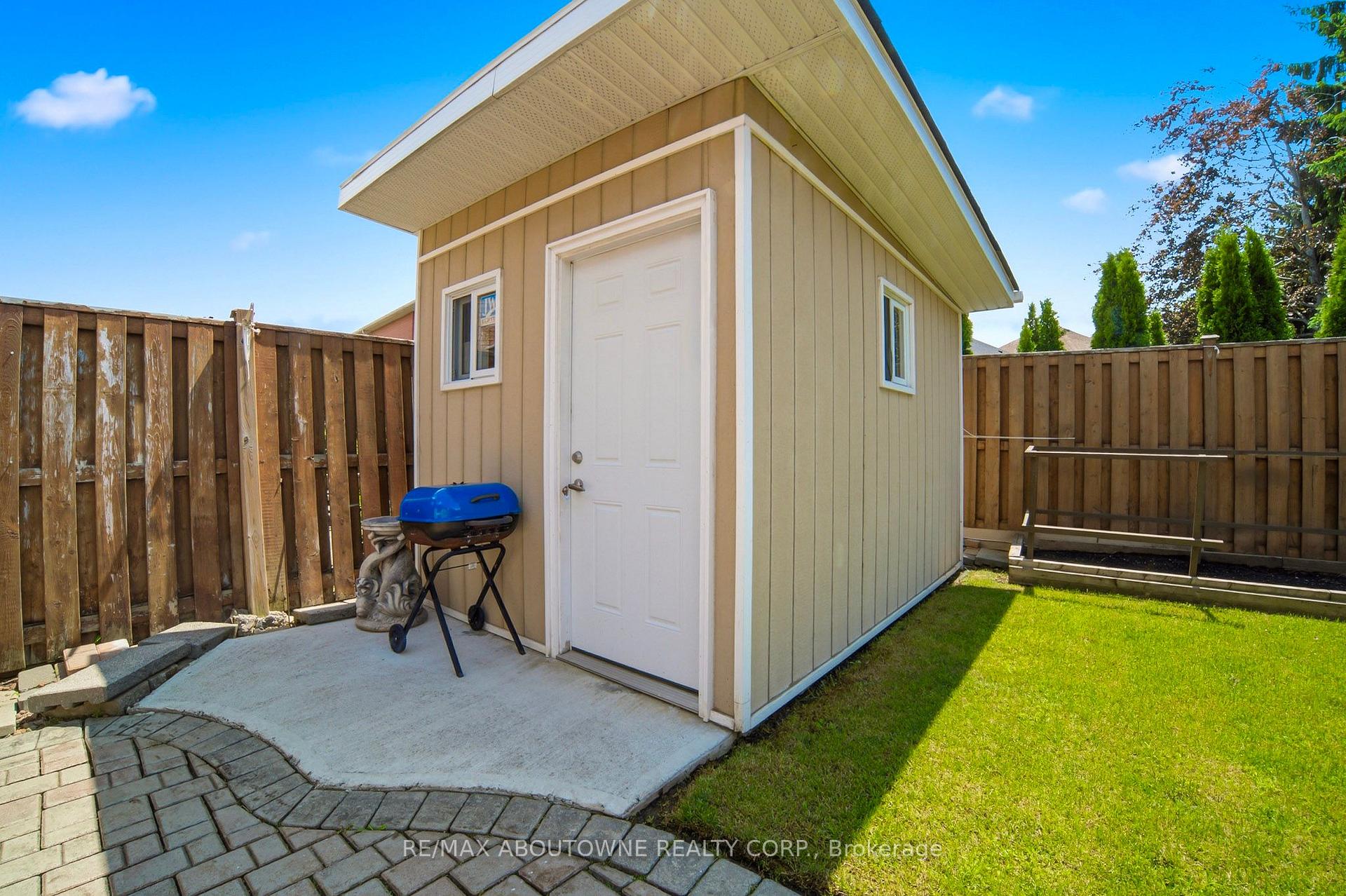 Photo 35 of 5184 Red Brush Drive, Mississauga, Hurontario — HOMEH