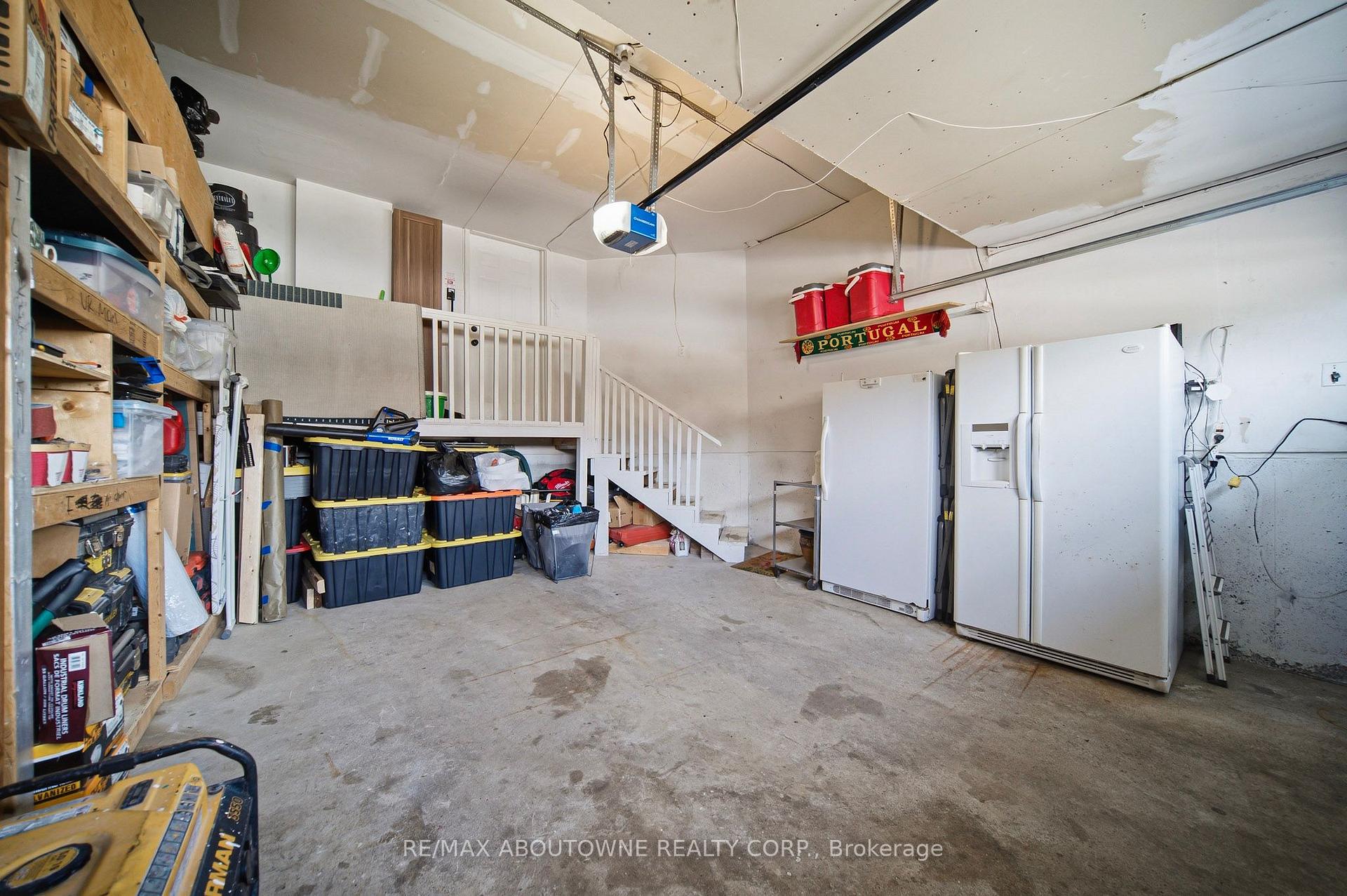 Photo 36 of 5184 Red Brush Drive, Mississauga, Hurontario — HOMEH