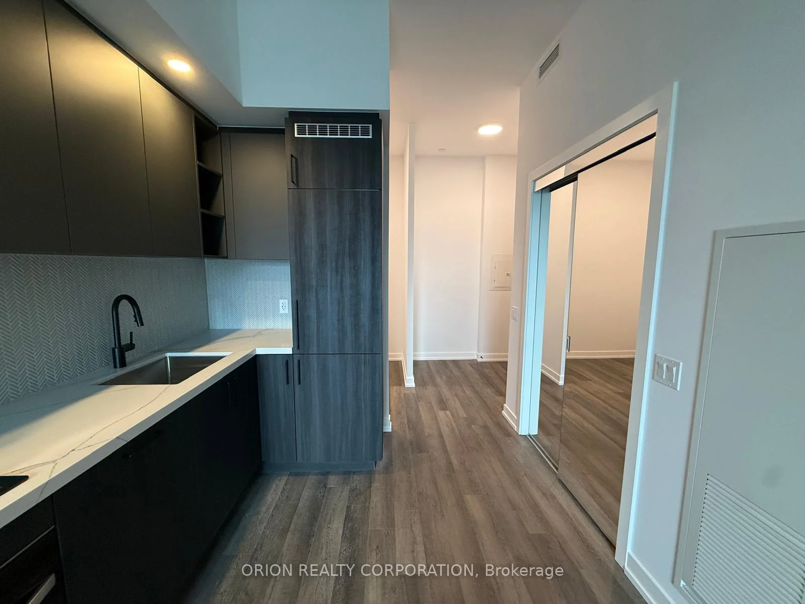 Photo 19 of Unit 314, 5 Meadowdale Road, Vaughan, Vaughan Corporate Centre — HOMEH
