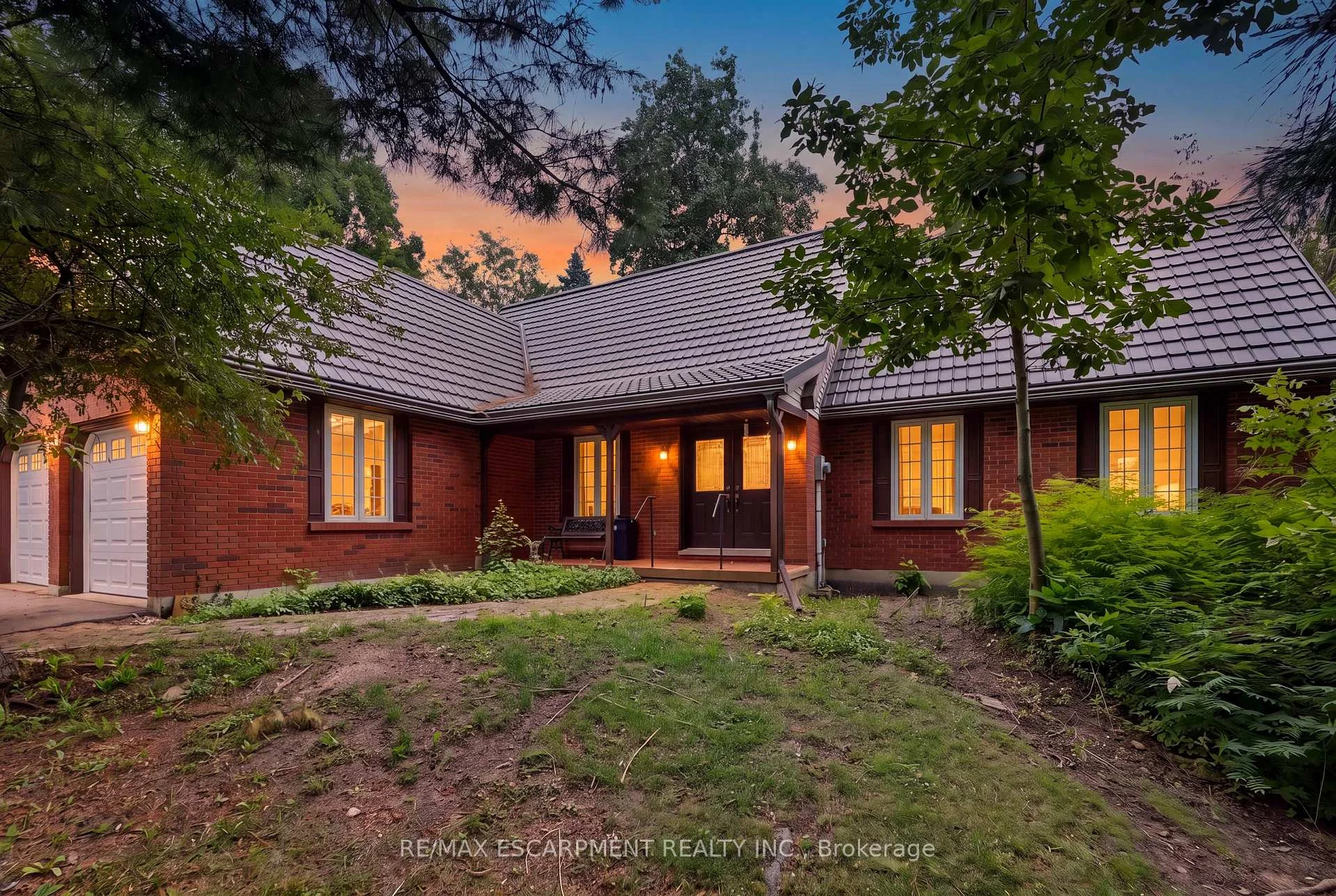 Photo 3 of 2210 1 Sideroad, Burlington, Orchard — HOMEH