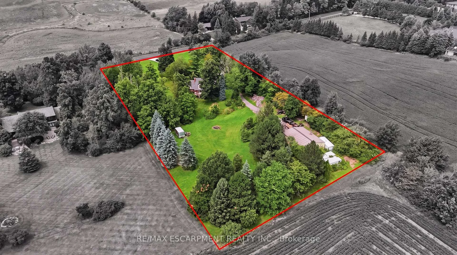 Photo 8 of 2210 1 Sideroad, Burlington, Orchard — HOMEH