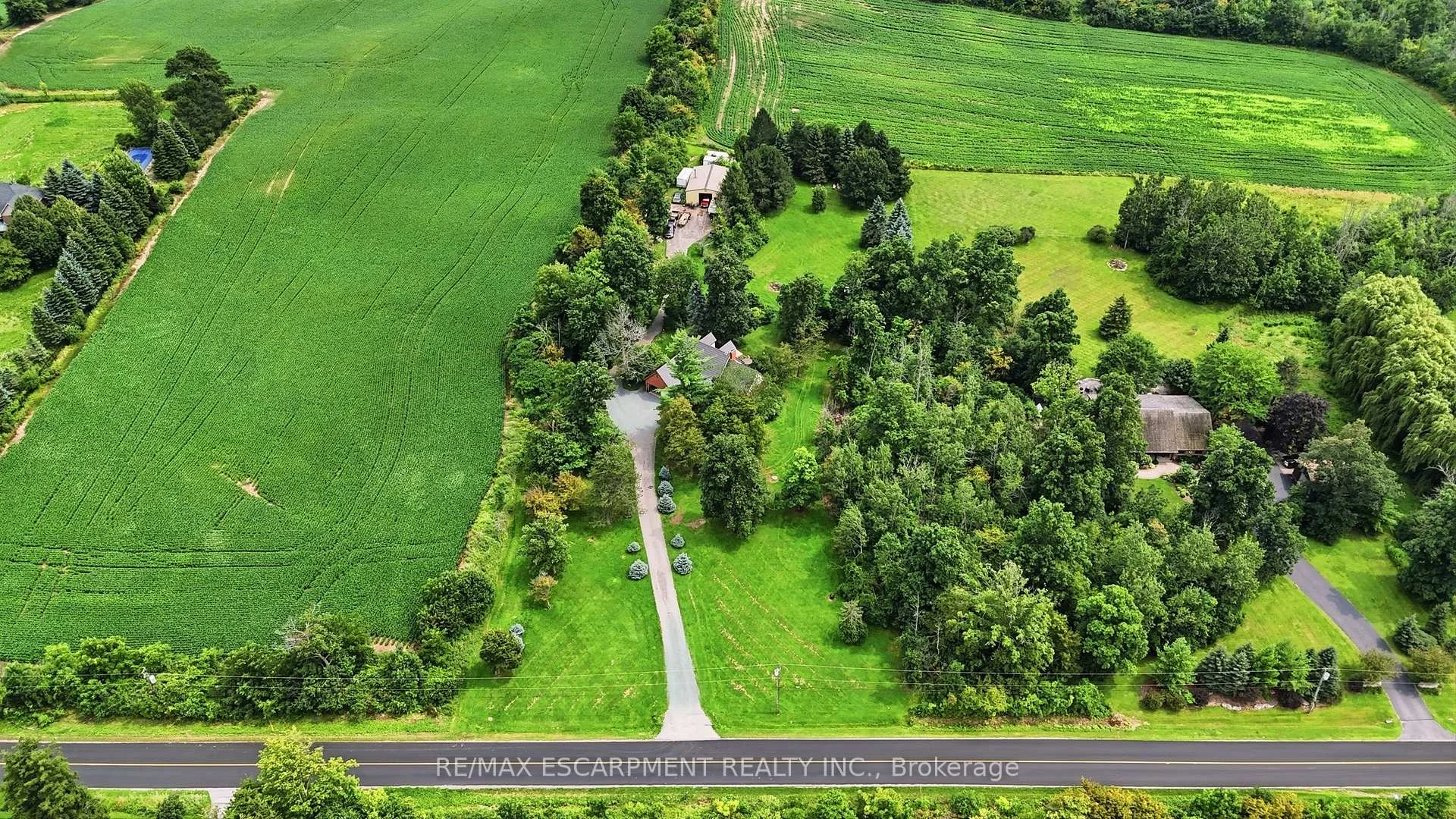 Photo 11 of 2210 1 Sideroad, Burlington, Orchard — HOMEH