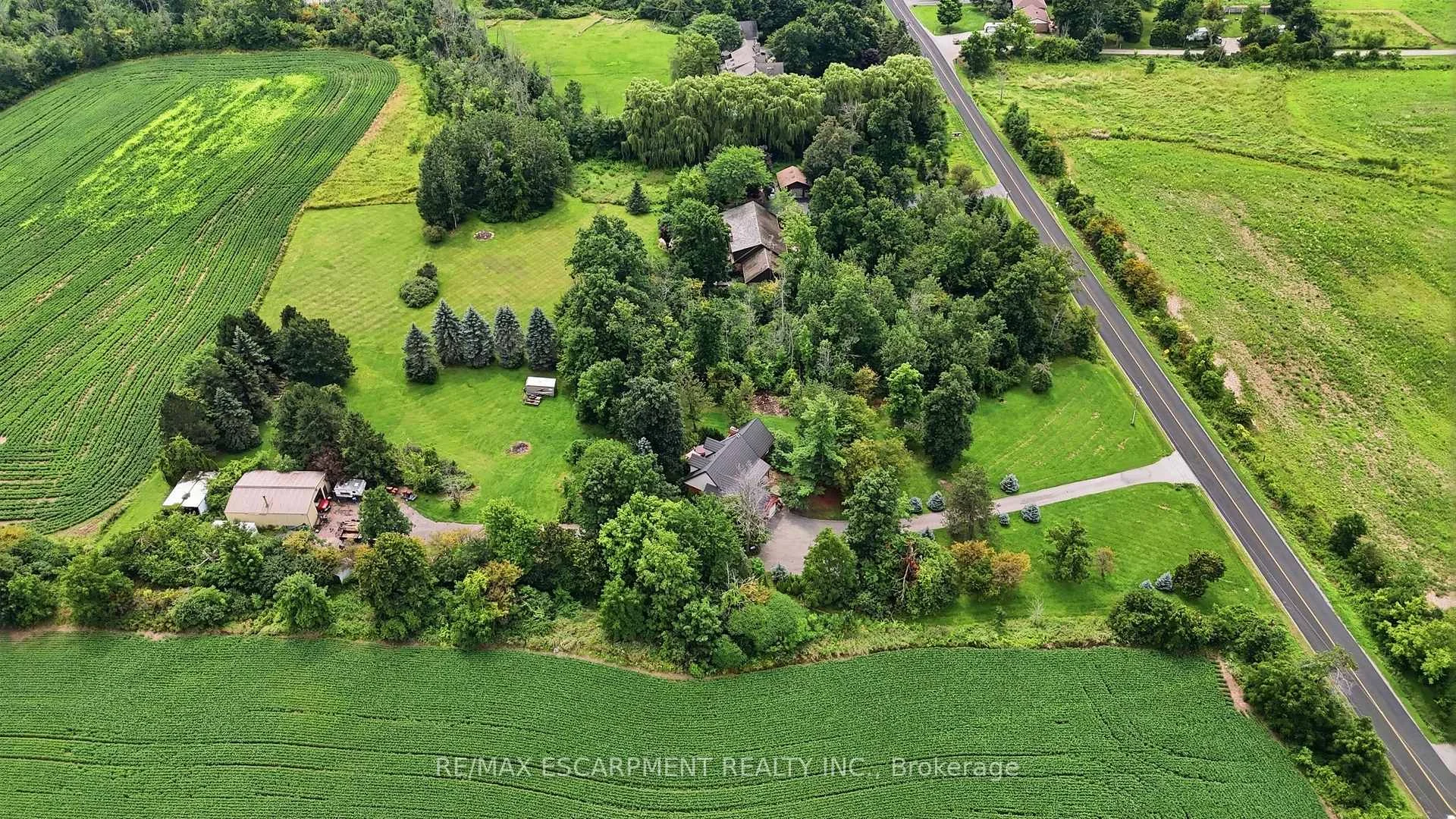 Photo 13 of 2210 1 Sideroad, Burlington, Orchard — HOMEH
