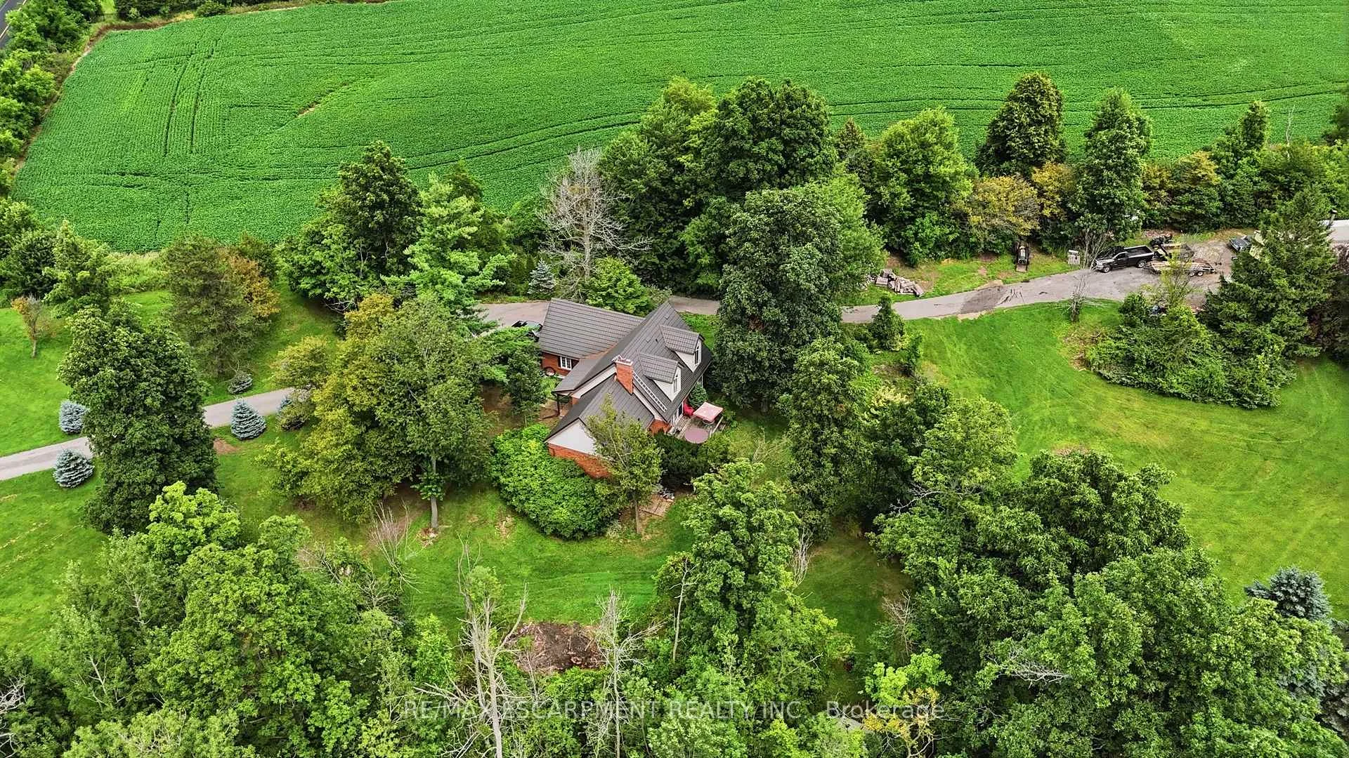 Photo 19 of 2210 1 Sideroad, Burlington, Orchard — HOMEH