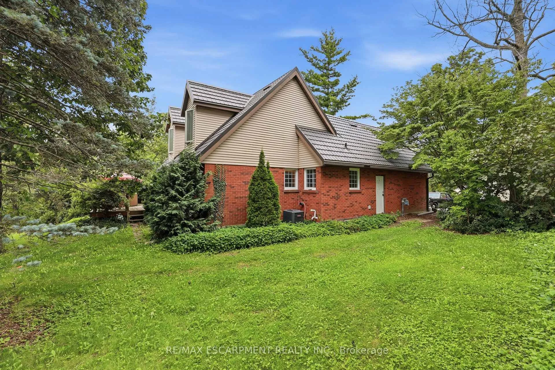 Photo 28 of 2210 1 Sideroad, Burlington, Orchard — HOMEH