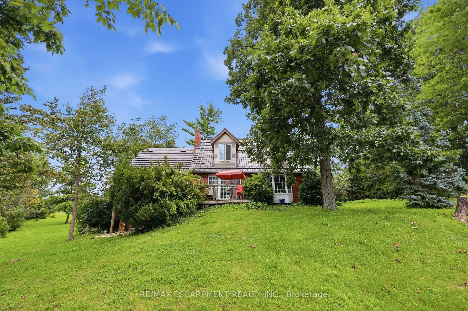 Photo 29 of 2210 1 Sideroad, Burlington, Orchard — HOMEH