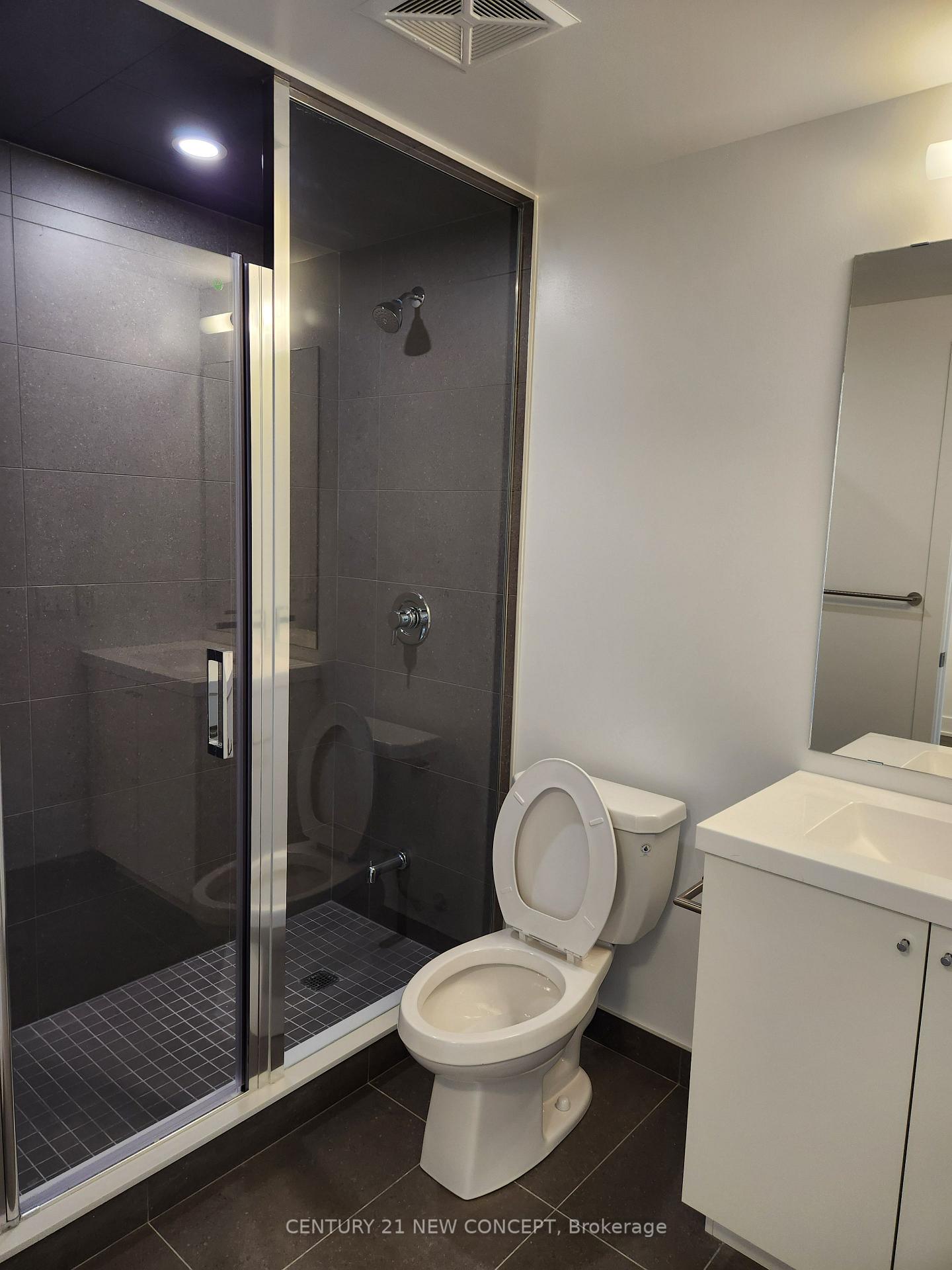 Photo 5 of Unit 1824, 2545 Simcoe St. Street N, Oshawa, Windfields — HOMEH