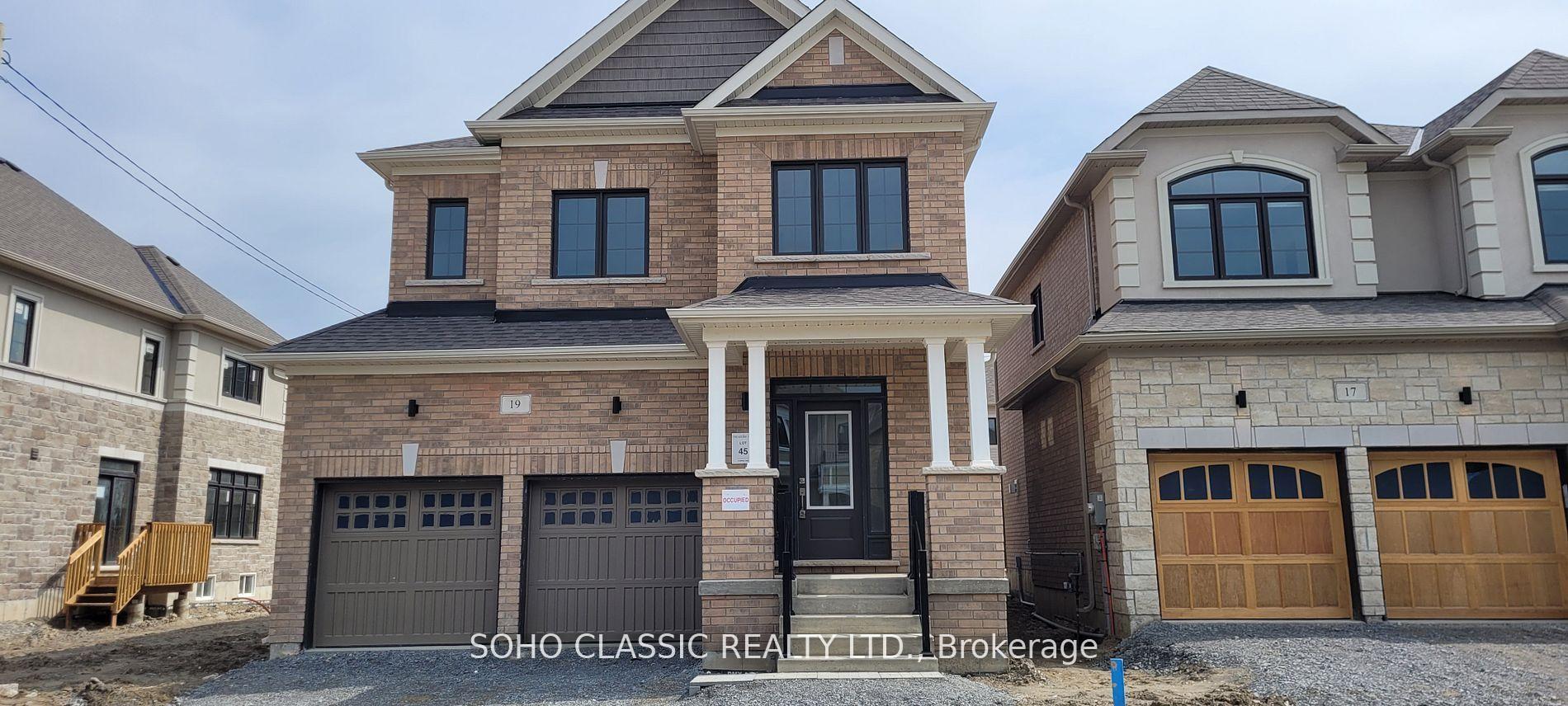 Photo 1 of 19 Connell Drive, Georgina, Keswick North — HOMEH