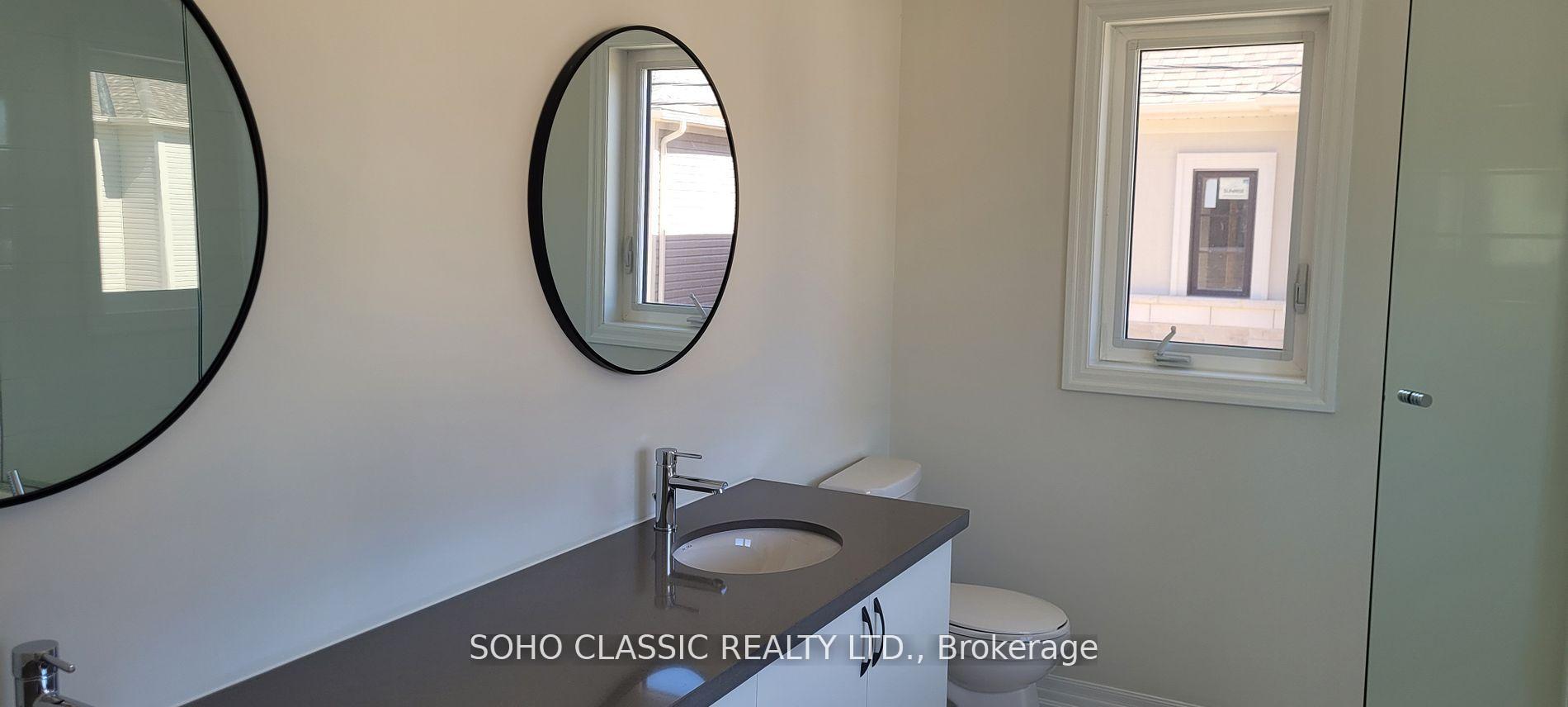 Photo 8 of 19 Connell Drive, Georgina, Keswick North — HOMEH