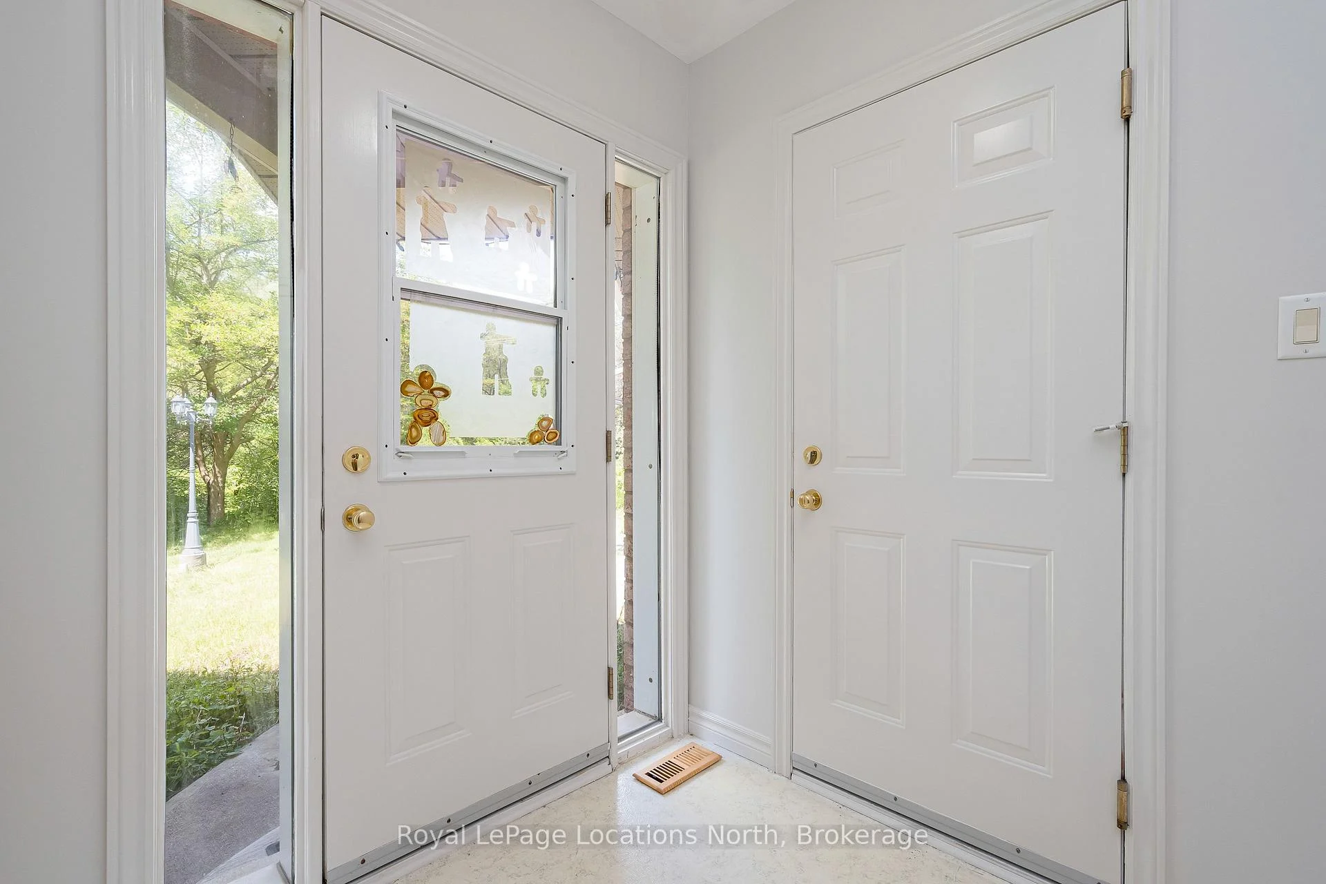 Photo 13 of 8081 Poplar Side Road, Clearview, Rural Clearview — HOMEH