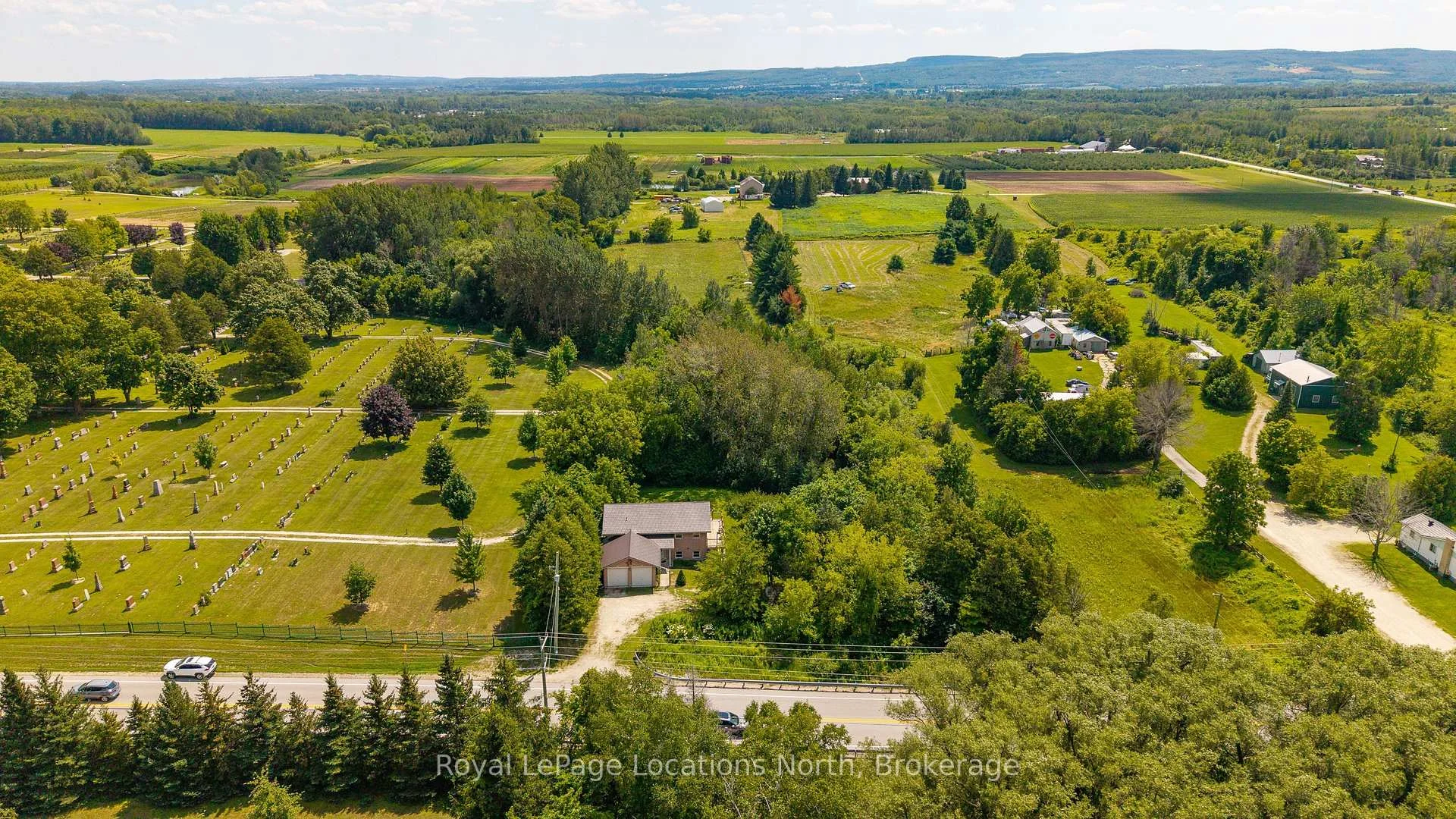 Photo 54 of 8081 Poplar Side Road, Clearview, Rural Clearview — HOMEH