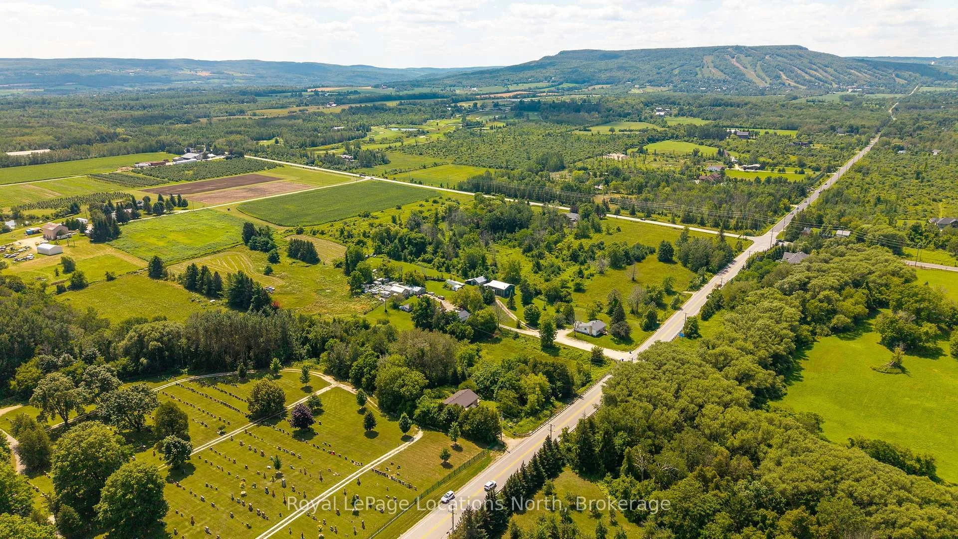 Photo 65 of 8081 Poplar Side Road, Clearview, Rural Clearview — HOMEH