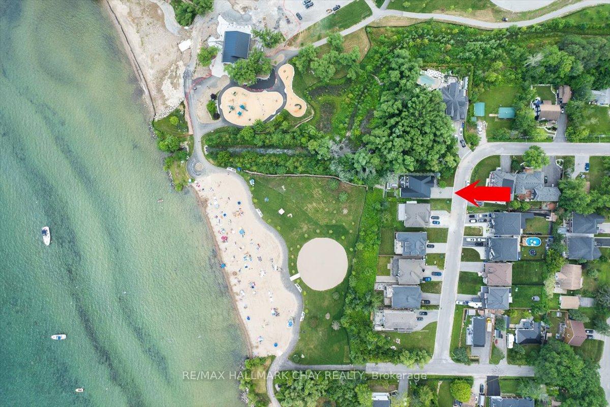 Photo 3 of 665 Park Road, Innisfil, Alcona — HOMEH