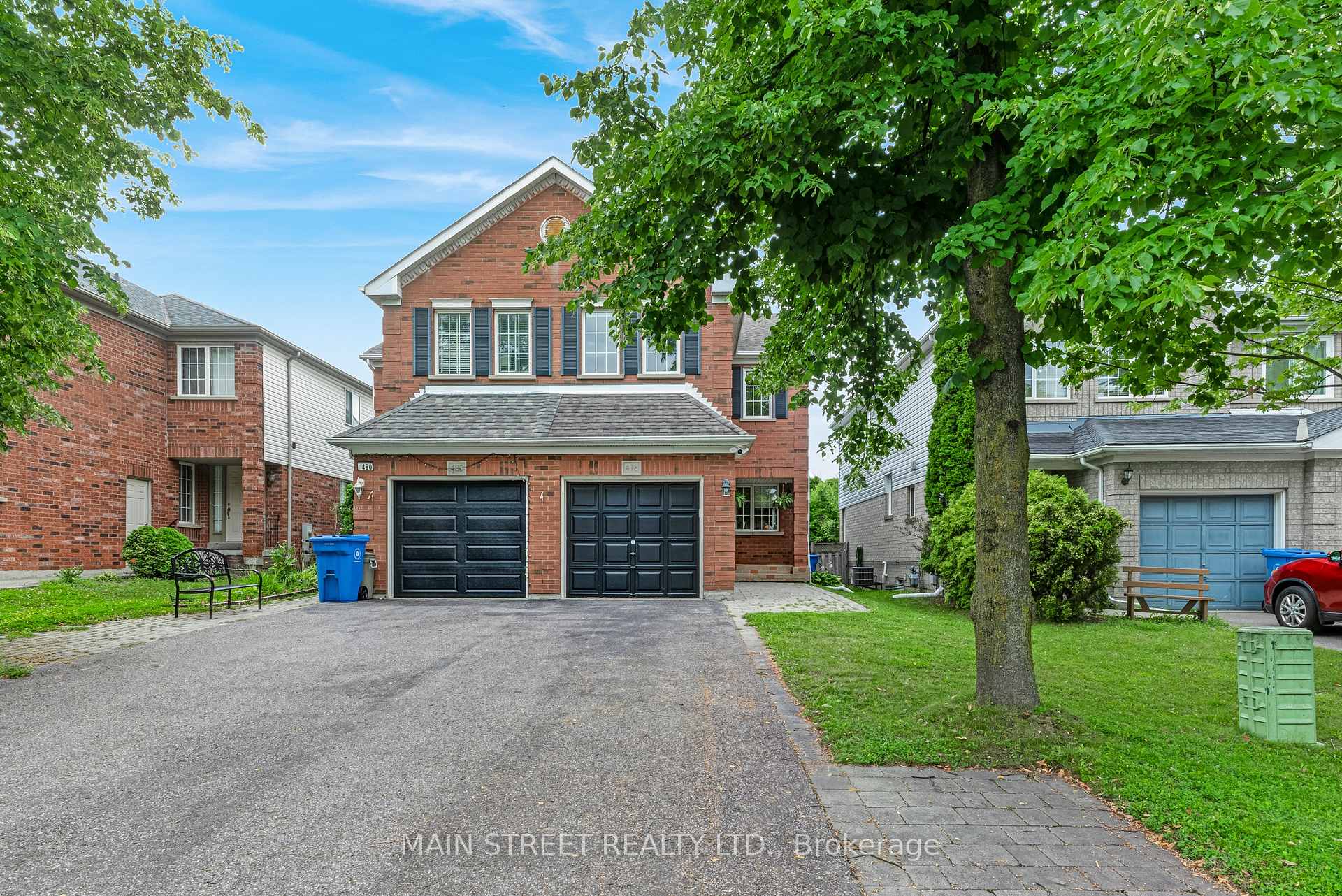 Photo 1 of 478 Heddle Crescent, Newmarket, Stonehaven-Wyndham — HOMEH