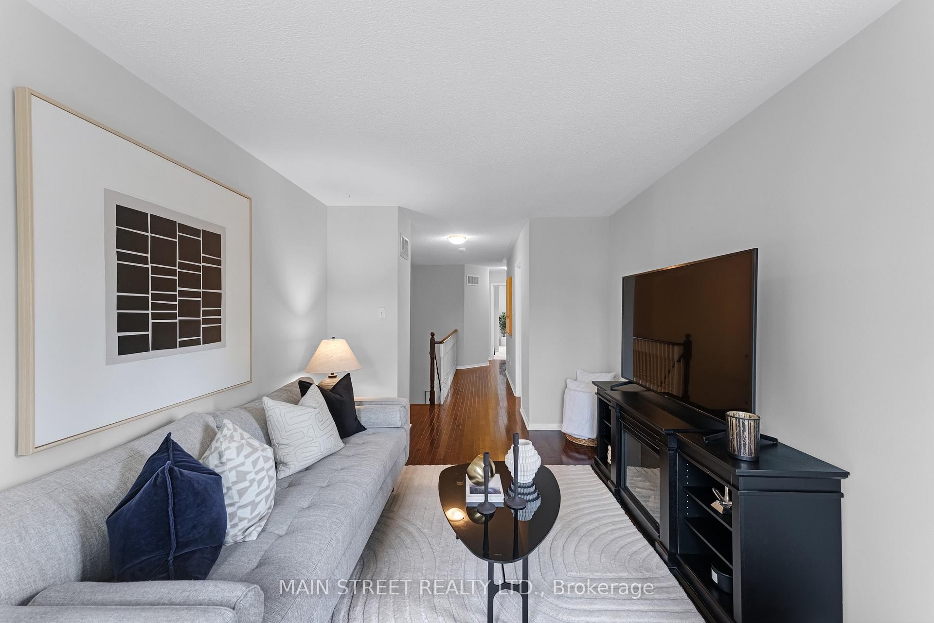 Photo 39 of 478 Heddle Crescent, Newmarket, Stonehaven-Wyndham — HOMEH