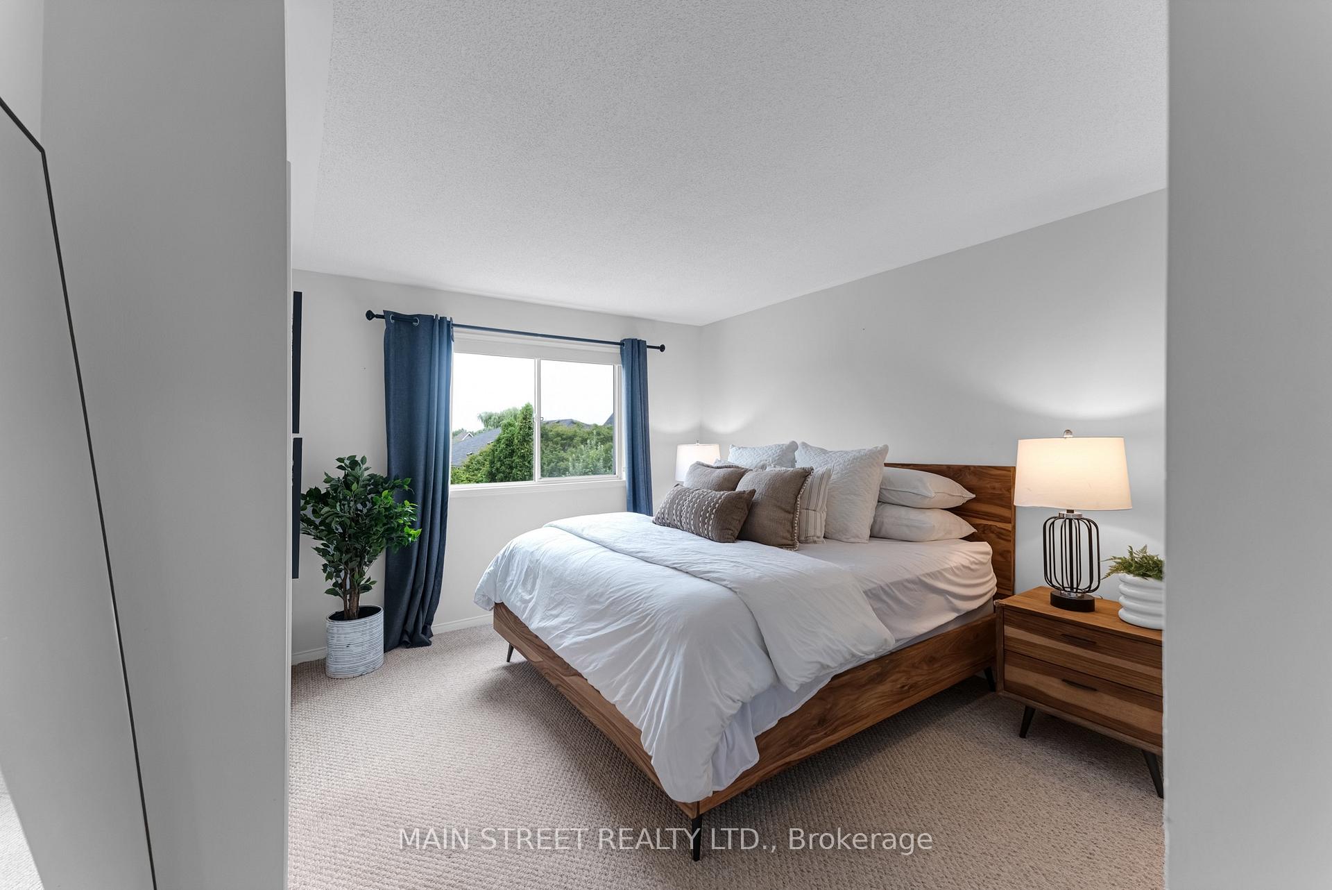 Photo 41 of 478 Heddle Crescent, Newmarket, Stonehaven-Wyndham — HOMEH
