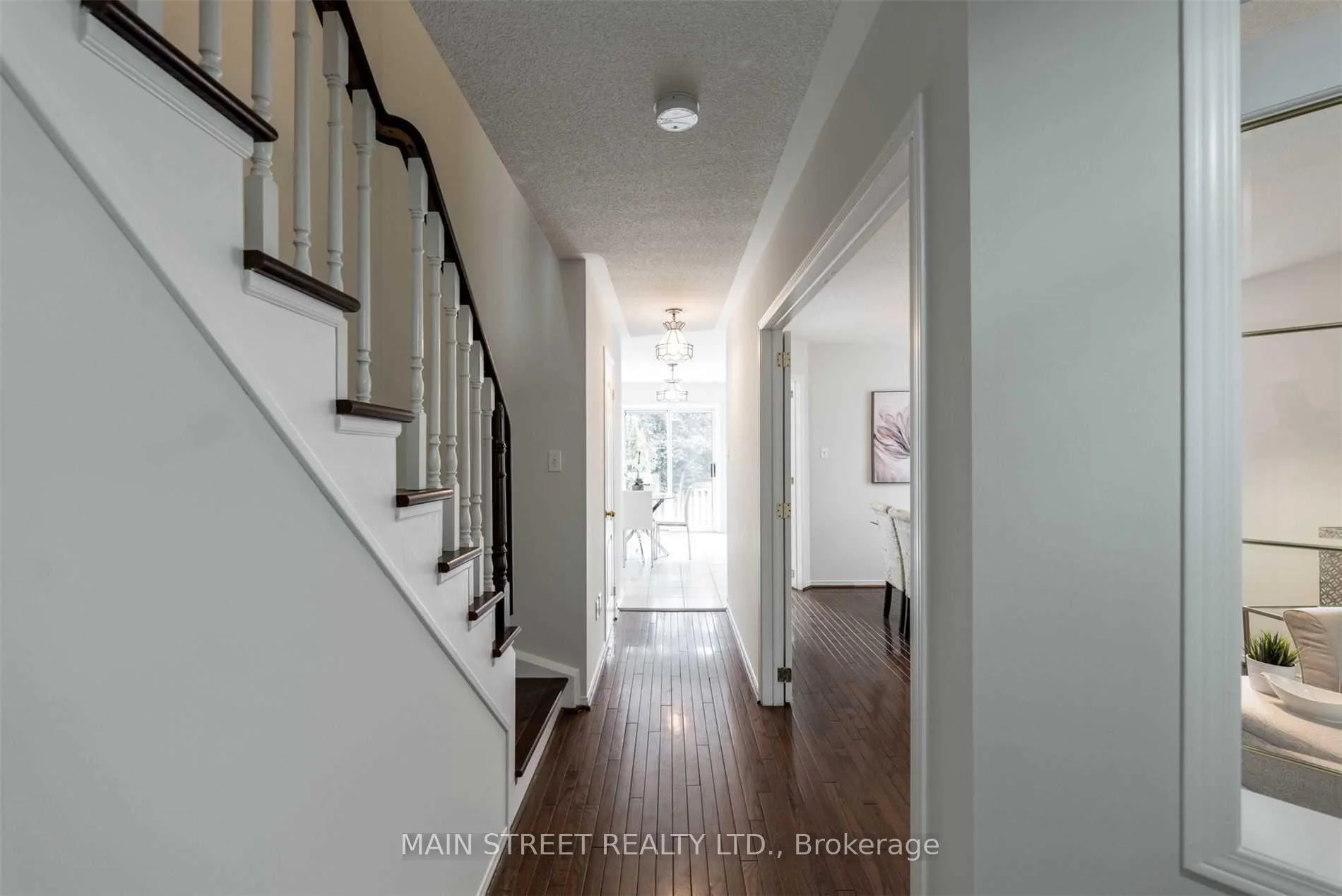 Photo 7 of 478 Heddle Crescent, Newmarket, Stonehaven-Wyndham — HOMEH