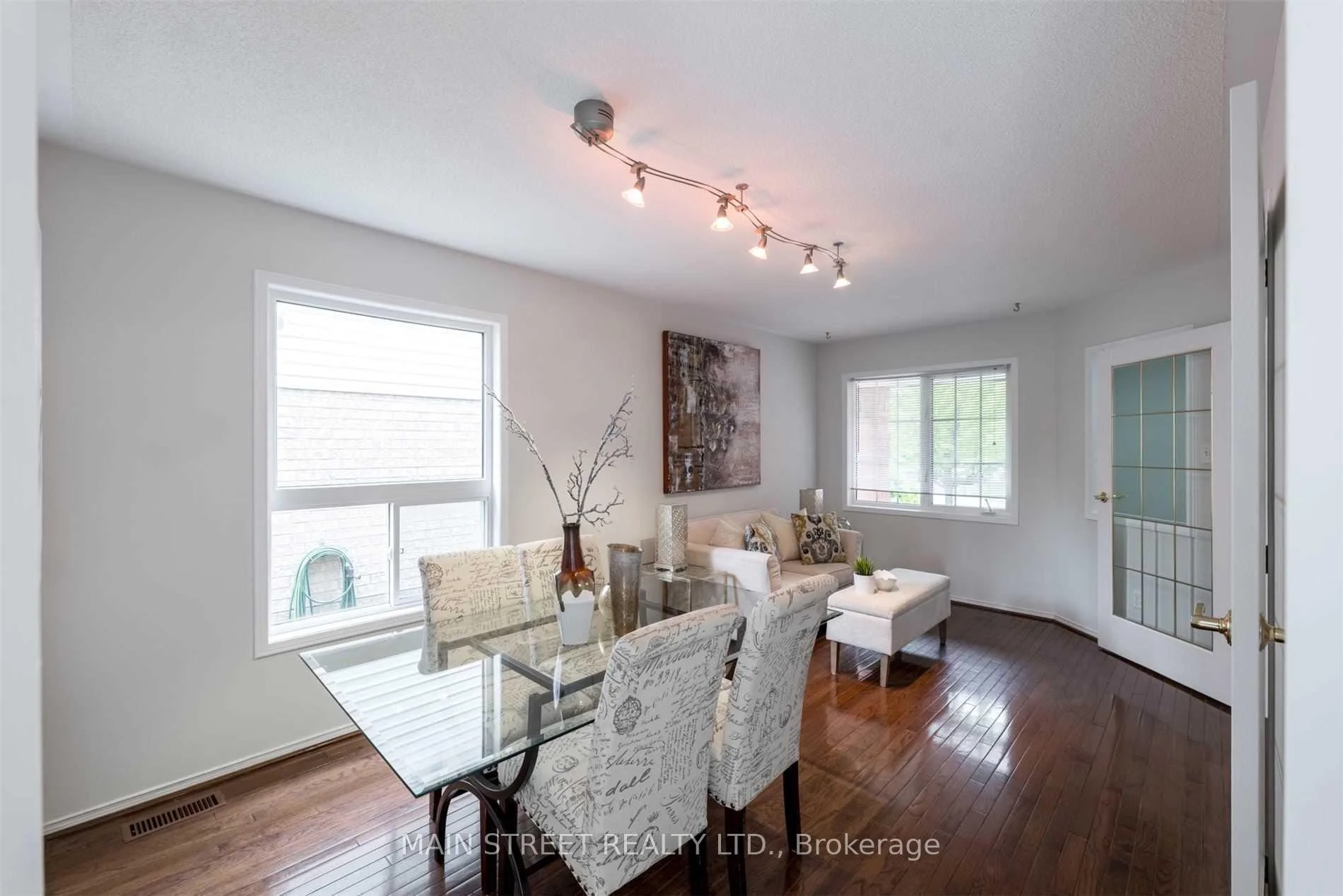 Photo 14 of 478 Heddle Crescent, Newmarket, Stonehaven-Wyndham — HOMEH
