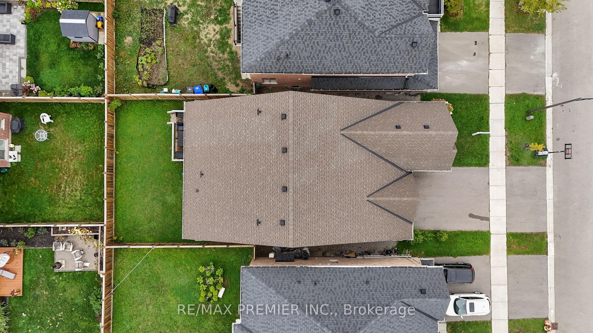 Photo 46 of 37 Walls Crescent, New Tecumseth, Tottenham — HOMEH