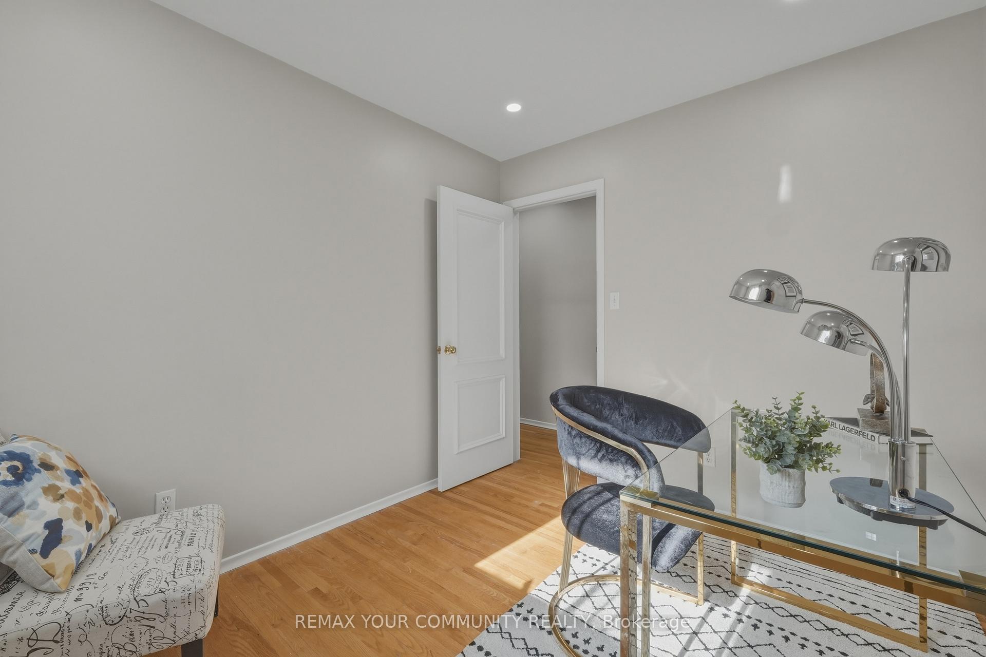 Photo 21 of 3091 Rymal Road, Mississauga, Applewood — HOMEH
