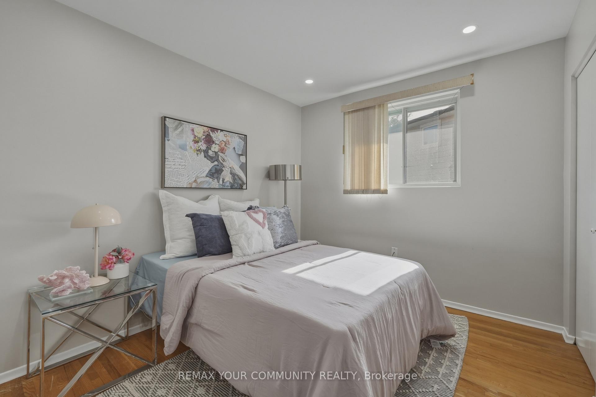Photo 24 of 3091 Rymal Road, Mississauga, Applewood — HOMEH