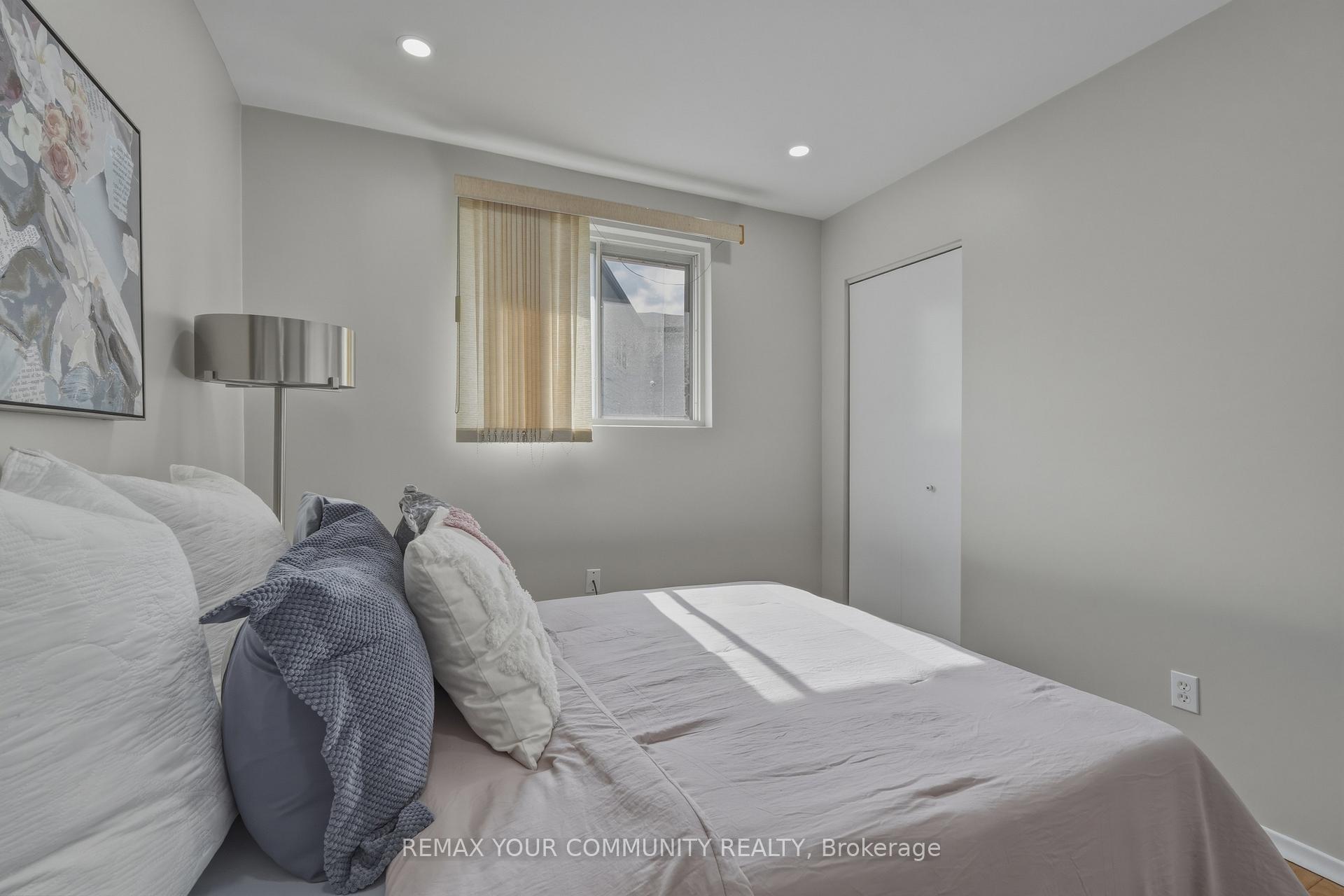 Photo 25 of 3091 Rymal Road, Mississauga, Applewood — HOMEH