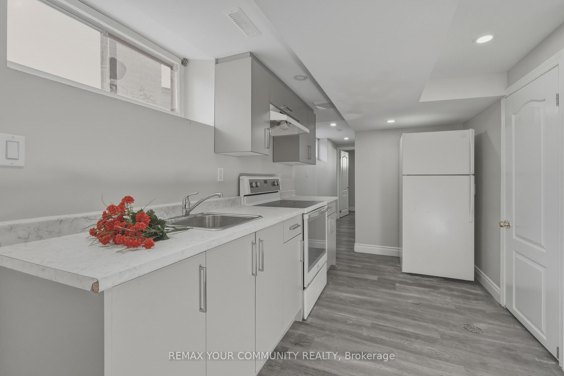 Photo 34 of 3091 Rymal Road, Mississauga, Applewood — HOMEH
