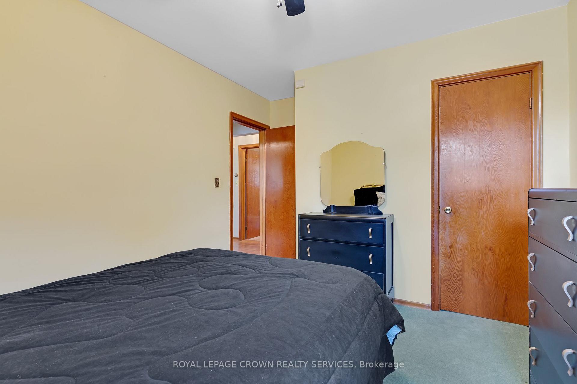 Photo 22 of 94 Ottawa Crescent, Guelph, St. George's — HOMEH
