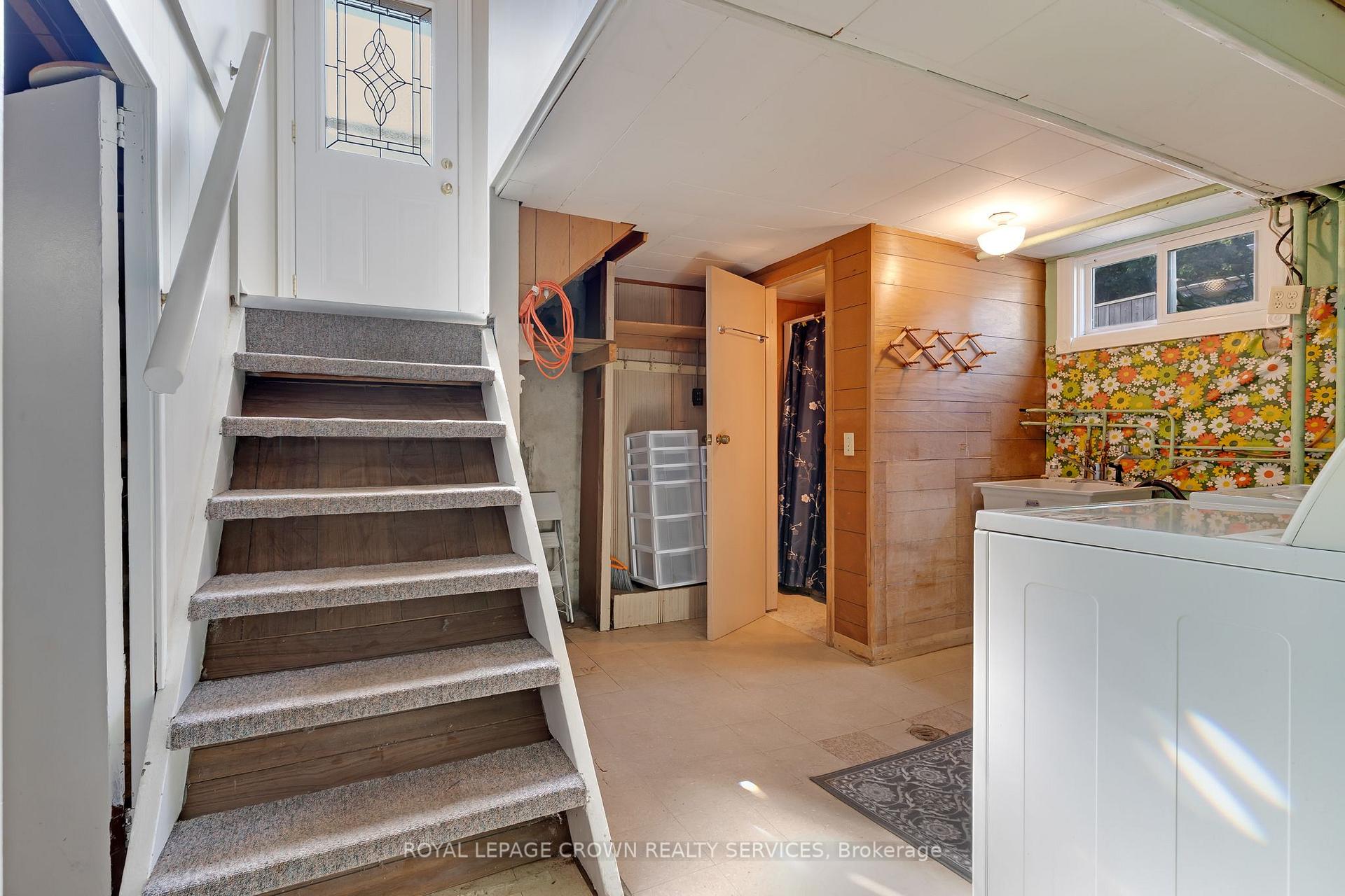 Photo 26 of 94 Ottawa Crescent, Guelph, St. George's — HOMEH