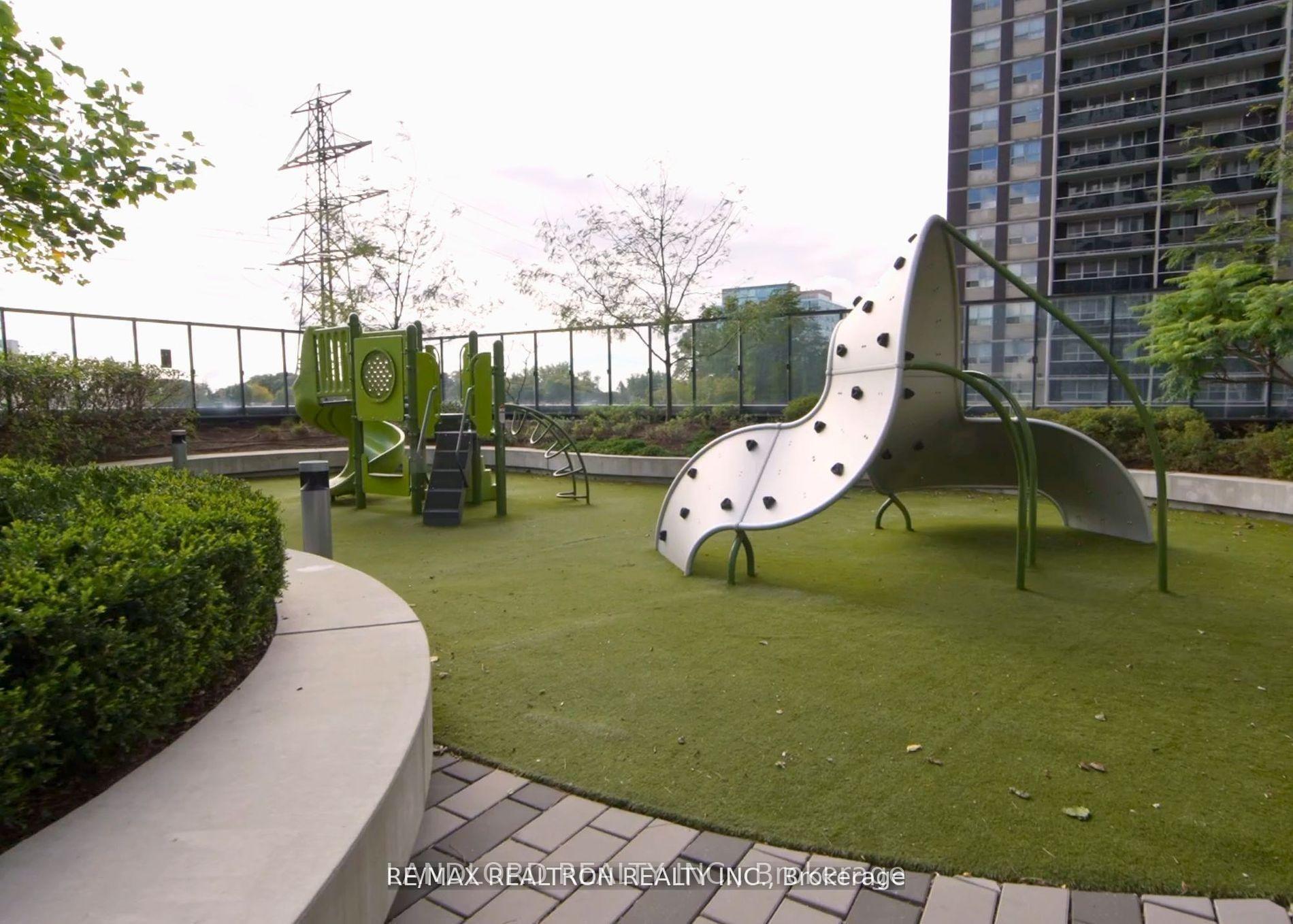 Photo 28 of Unit Ph, 5 Mabelle Avenue, Etobicoke, Islington-City Centre West — HOMEH
