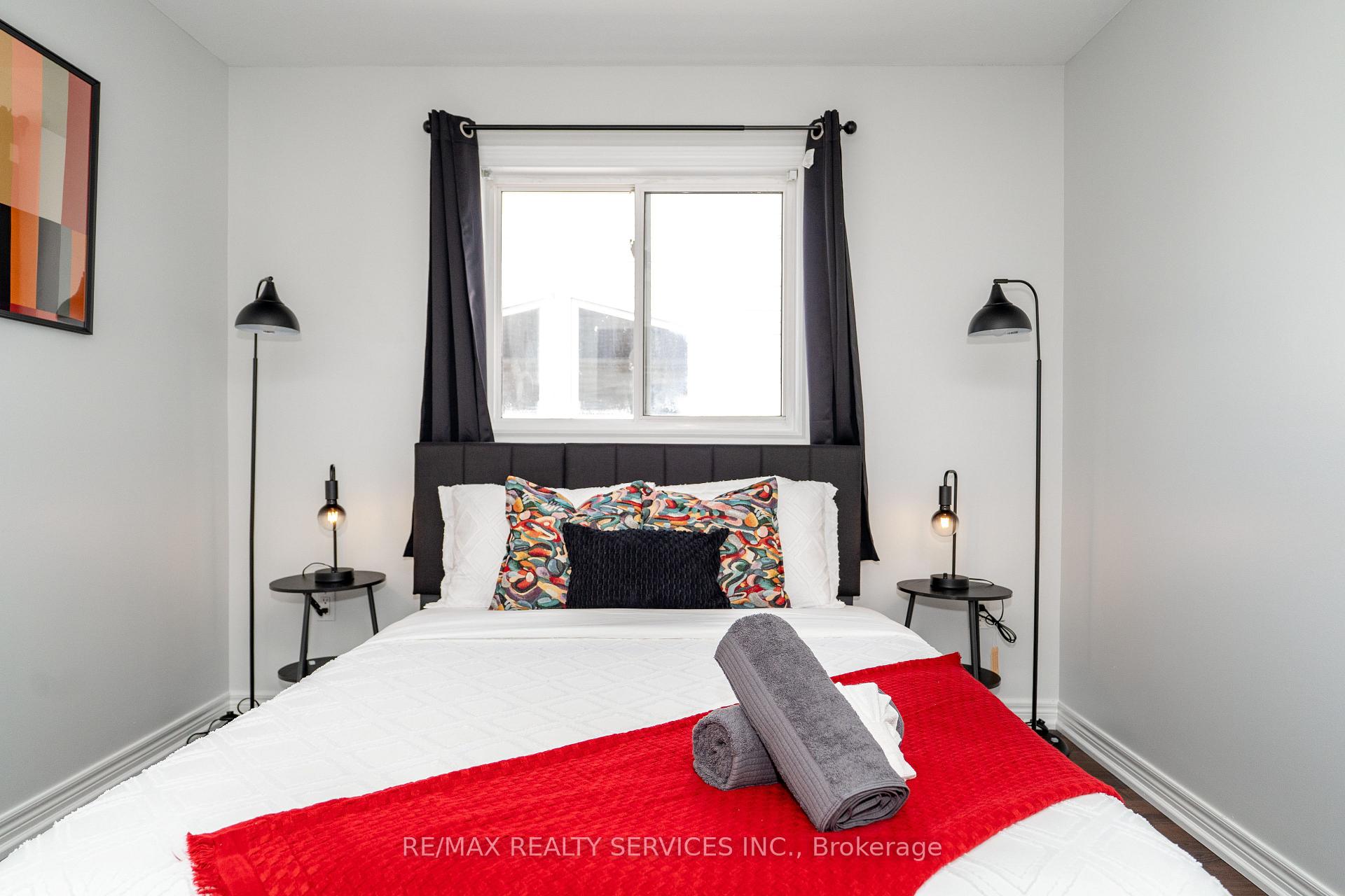 Photo 17 of 7009 Kalar Road, Niagara Falls, Forestview — HOMEH
