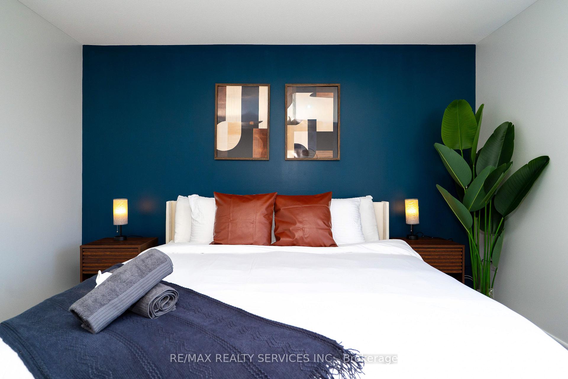 Photo 20 of 7009 Kalar Road, Niagara Falls, Forestview — HOMEH
