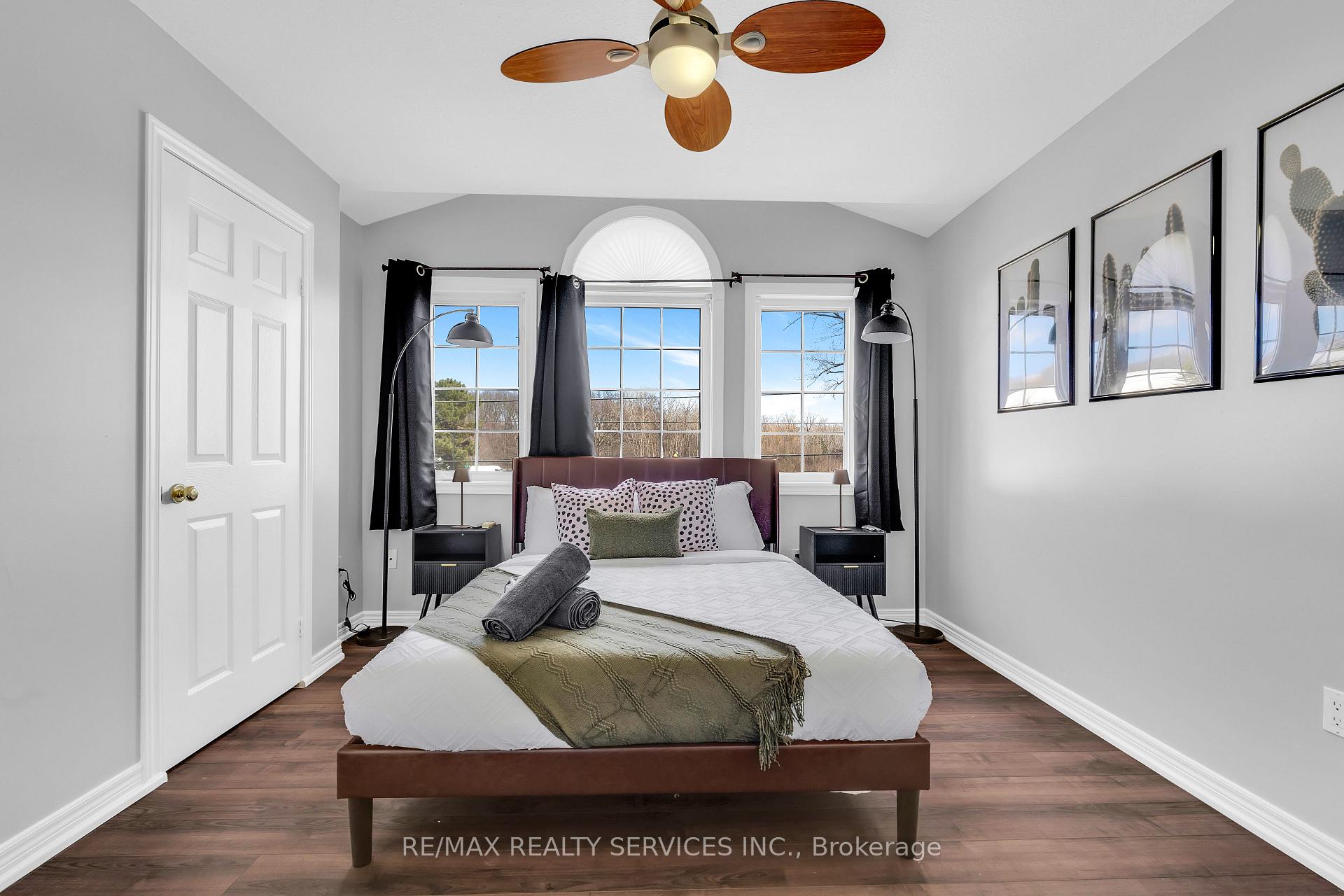 Photo 36 of 7009 Kalar Road, Niagara Falls, Forestview — HOMEH