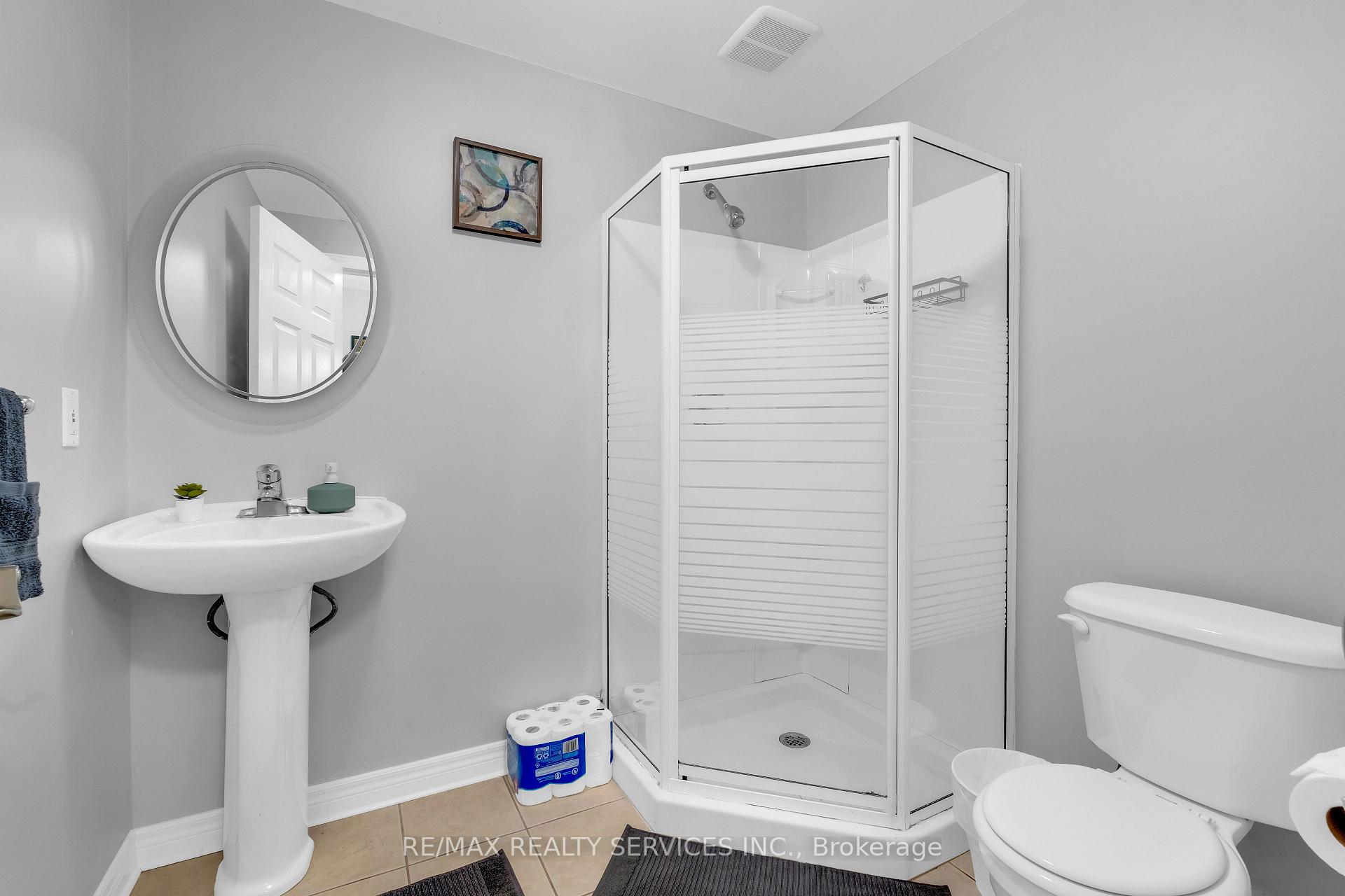 Photo 40 of 7009 Kalar Road, Niagara Falls, Forestview — HOMEH