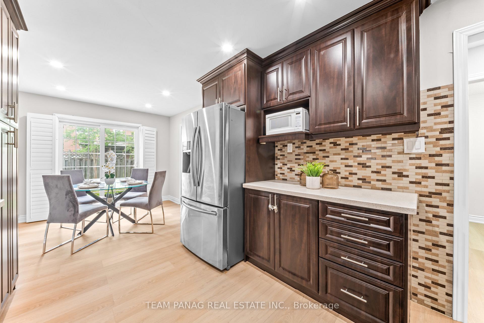 Photo 14 of 39 Colchester Avenue, Brampton, Heart Lake West — HOMEH