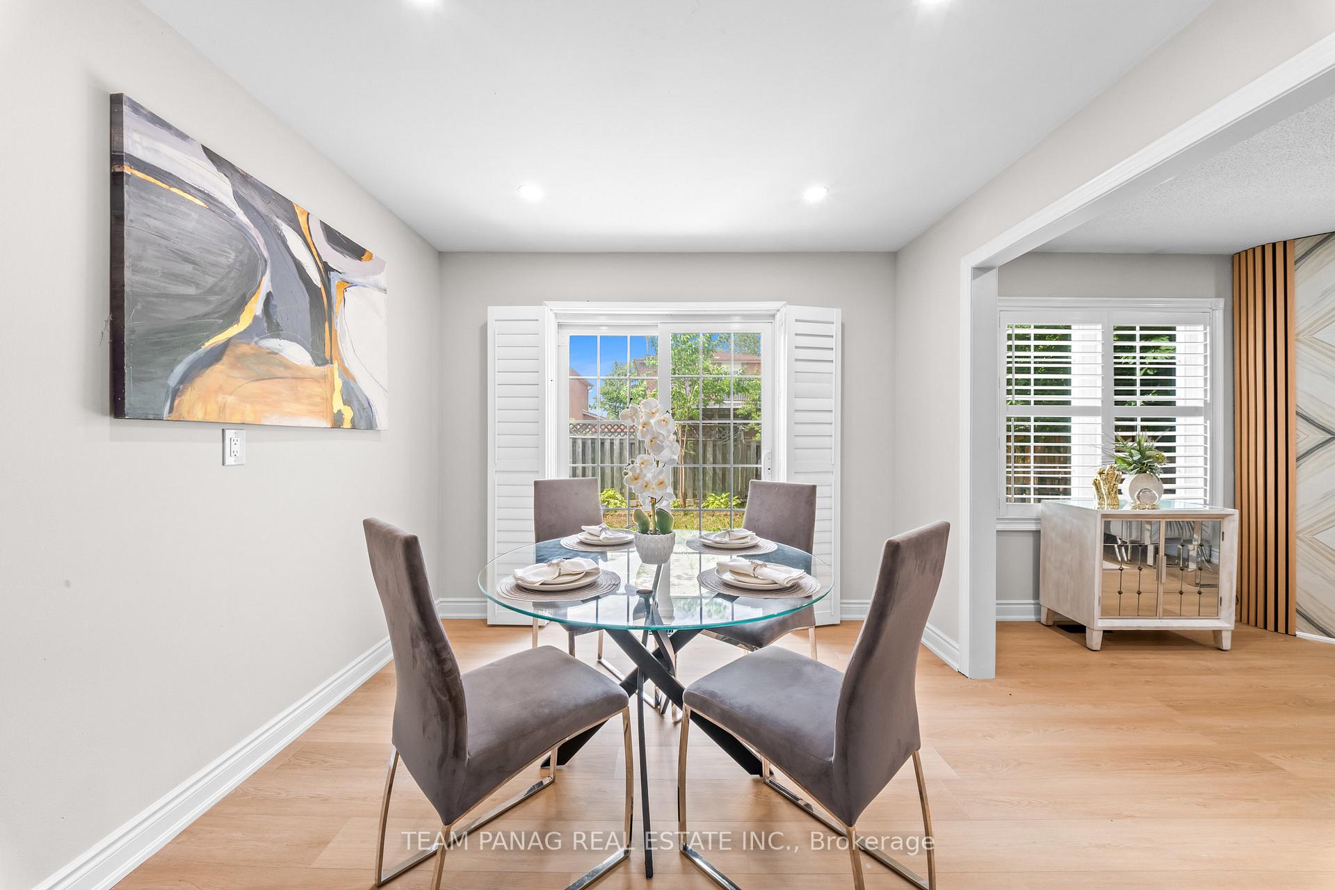 Photo 15 of 39 Colchester Avenue, Brampton, Heart Lake West — HOMEH