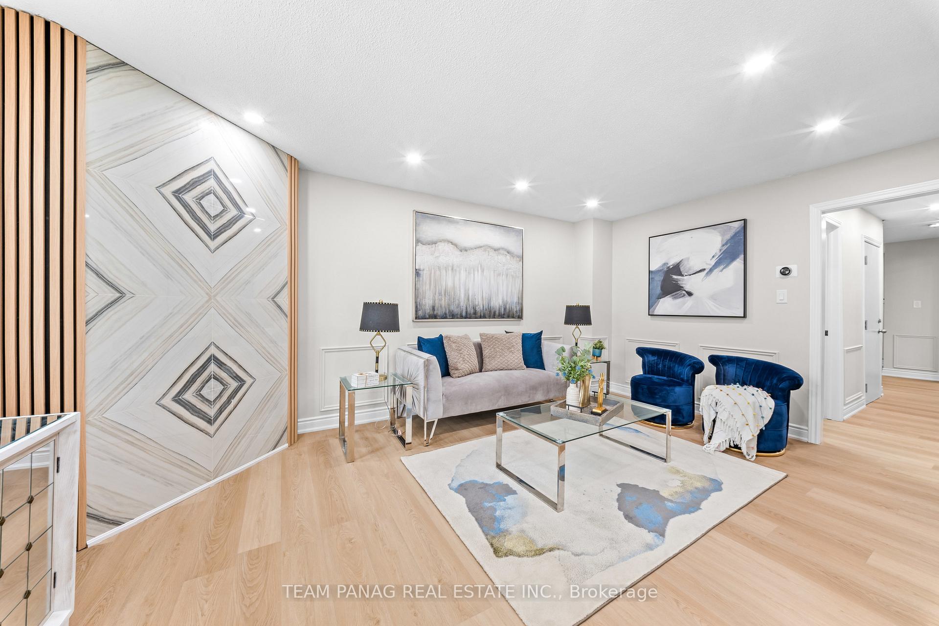 Photo 16 of 39 Colchester Avenue, Brampton, Heart Lake West — HOMEH