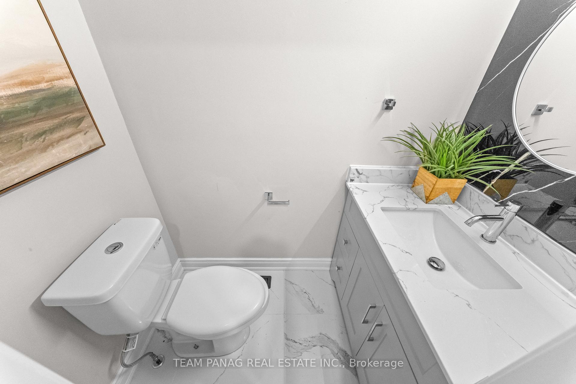 Photo 21 of 39 Colchester Avenue, Brampton, Heart Lake West — HOMEH